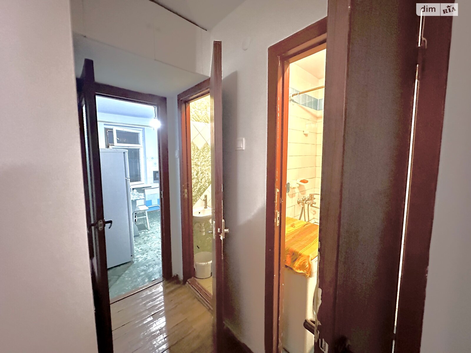 трехкомнатная квартира в Львове, район Лычаковский, на ул. Китайская 10 в аренду на долгий срок помесячно фото 1 трехкомнатная квартира в Львове, район Лычаковский, на ул. Китайская 10 в аренду на долгий срок помесячно фото 1