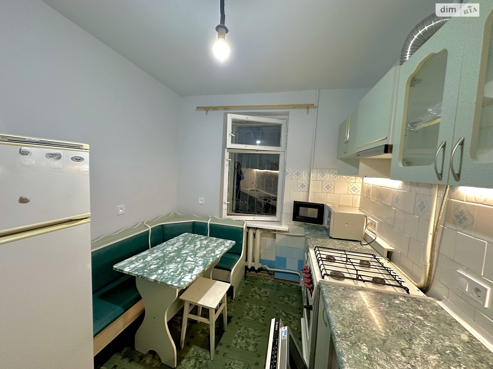 трехкомнатная квартира в Львове, район Лычаковский, на ул. Китайская 10 в аренду на долгий срок помесячно фото 1 трехкомнатная квартира в Львове, район Лычаковский, на ул. Китайская 10 в аренду на долгий срок помесячно фото 1