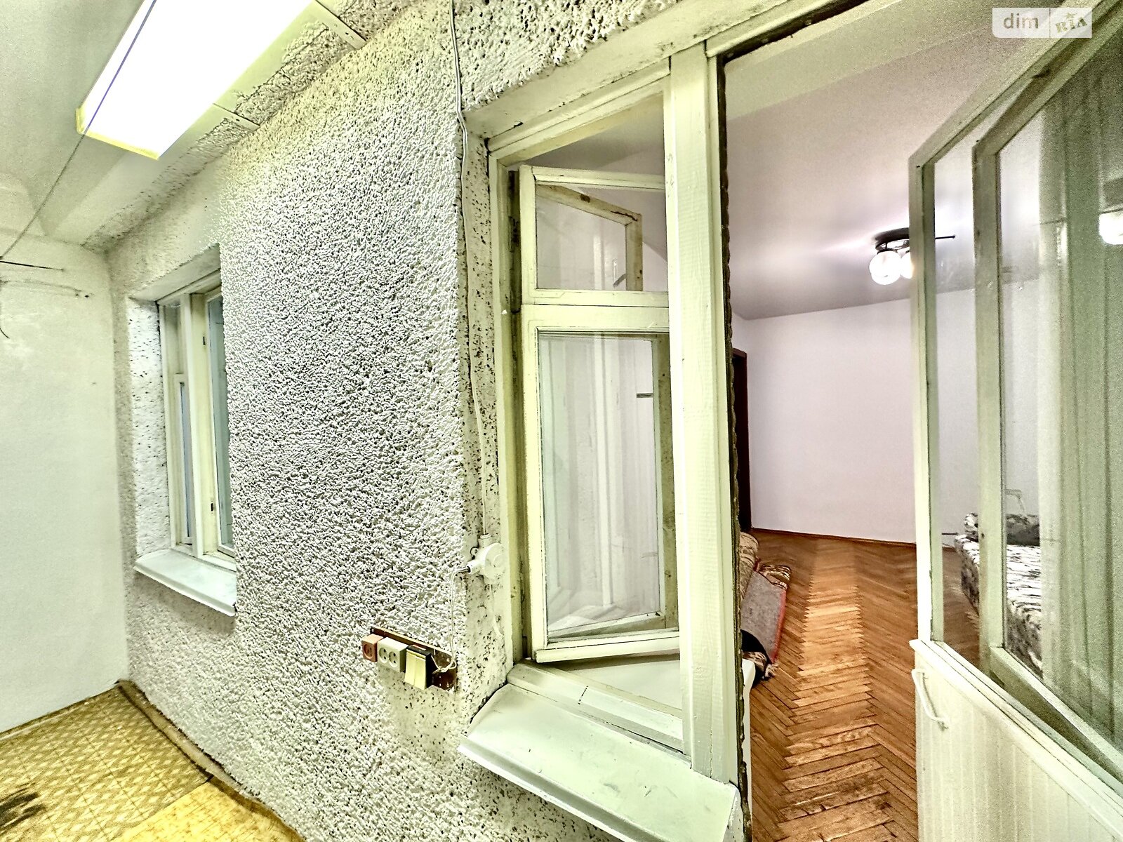 трехкомнатная квартира в Львове, район Лычаковский, на ул. Китайская 10 в аренду на долгий срок помесячно фото 1 трехкомнатная квартира в Львове, район Лычаковский, на ул. Китайская 10 в аренду на долгий срок помесячно фото 1