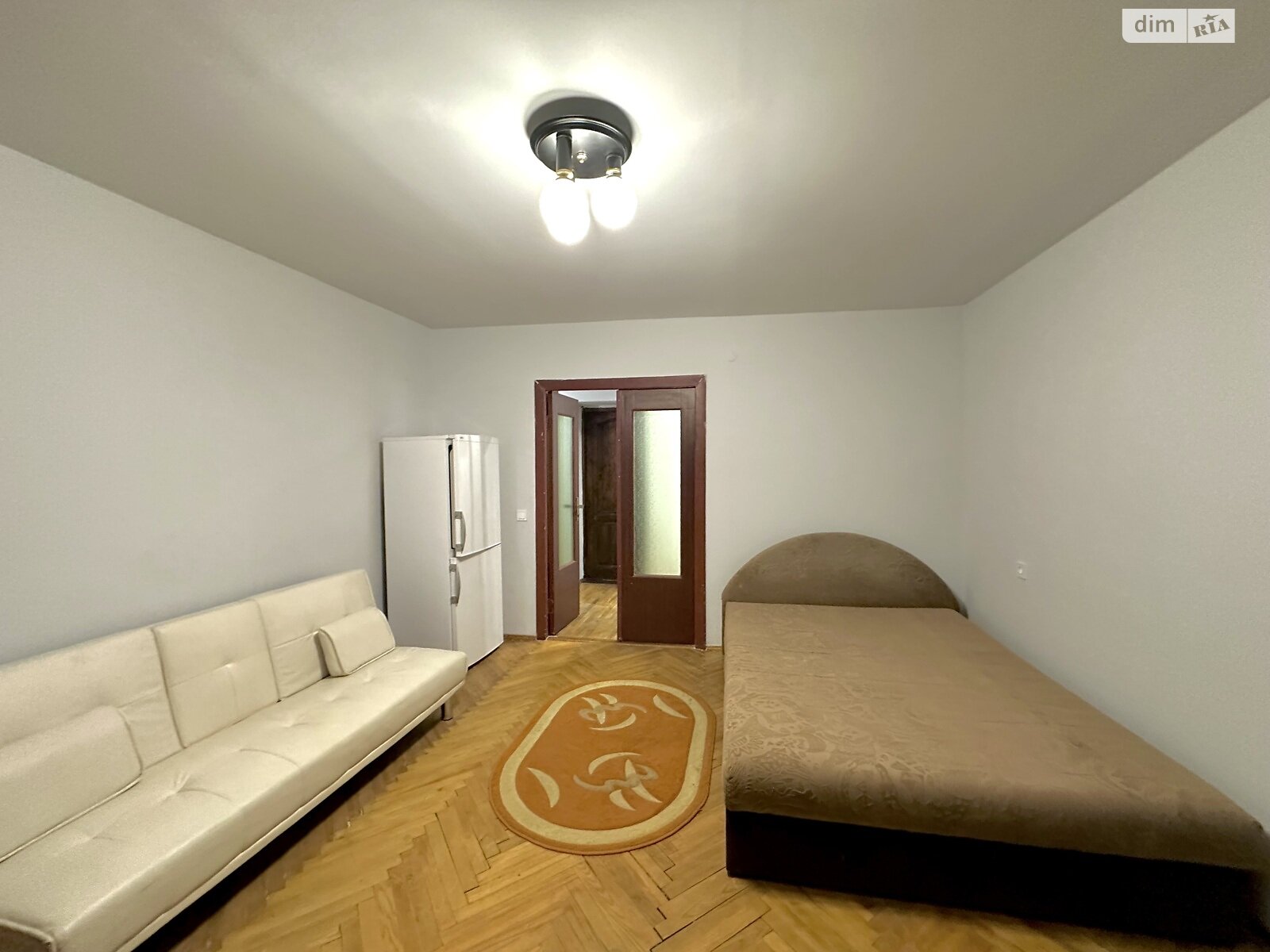 трехкомнатная квартира в Львове, район Лычаковский, на ул. Китайская 10 в аренду на долгий срок помесячно фото 1 трехкомнатная квартира в Львове, район Лычаковский, на ул. Китайская 10 в аренду на долгий срок помесячно фото 1