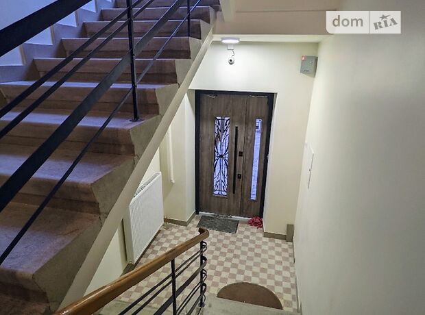 однокомнатная квартира в Львове, район Лычаковский, на ул. Крупьярська в аренду на долгий срок помесячно фото 1 однокомнатная квартира в Львове, район Лычаковский, на ул. Крупьярська в аренду на долгий срок помесячно фото 1