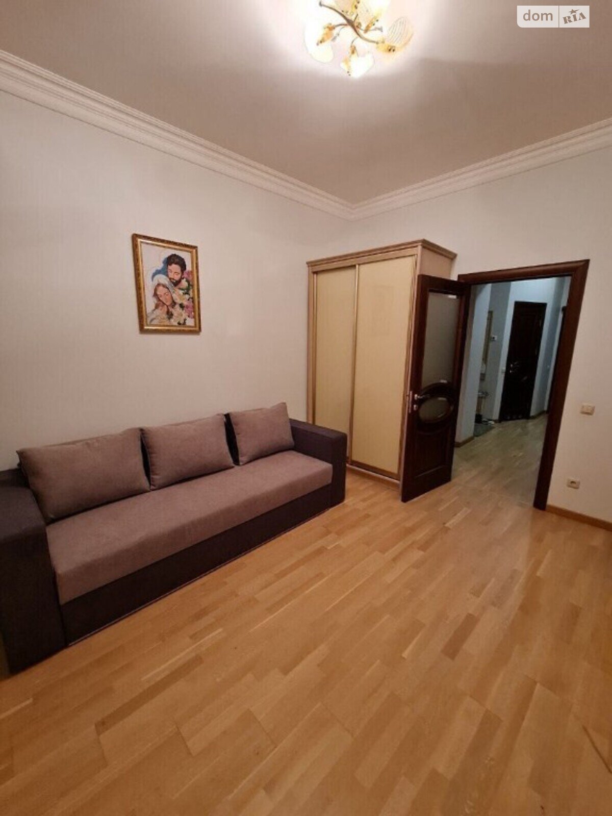 пятикомнатная квартира в Львове, район Лычаковский, на ул. Лесная в аренду на долгий срок помесячно фото 1 пятикомнатная квартира в Львове, район Лычаковский, на ул. Лесная в аренду на долгий срок помесячно фото 1