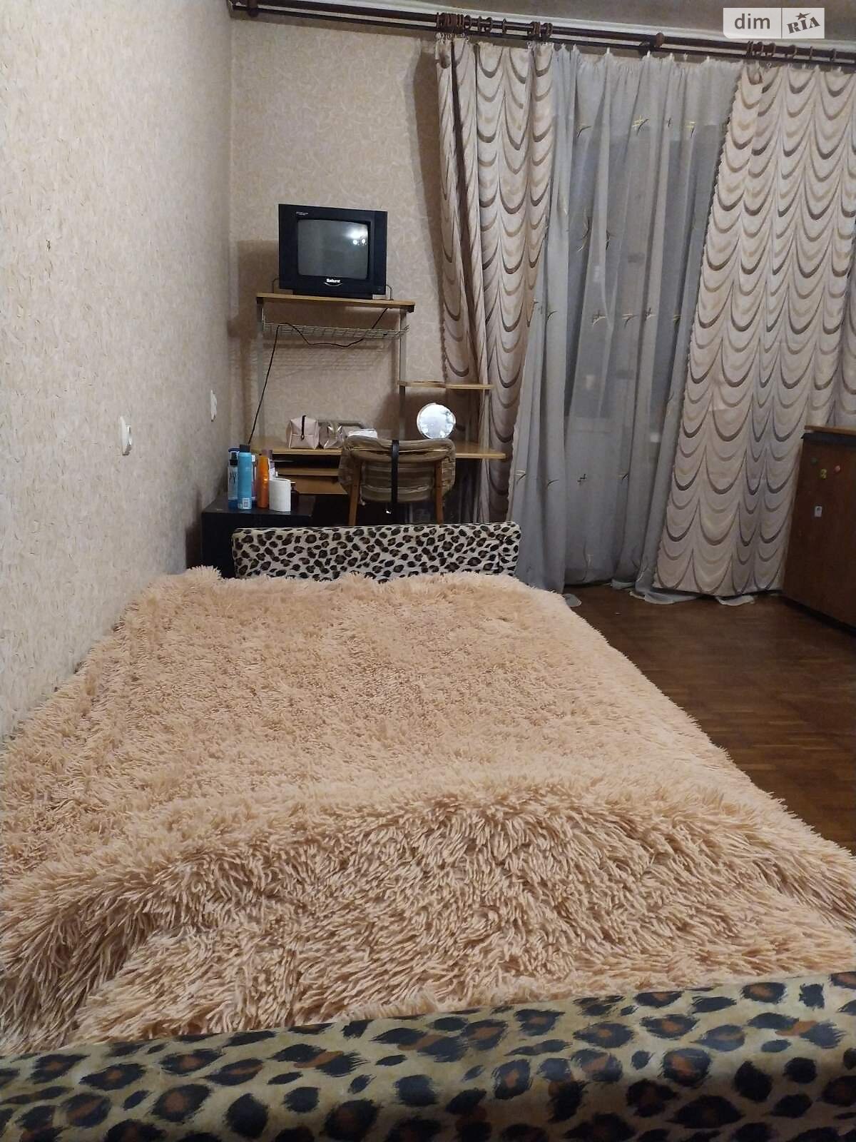 трикімнатна квартира в Львові, район Личаківський, на вул. Липова алея в довготривалу оренду помісячно фото 1 трикімнатна квартира в Львові, район Личаківський, на вул. Липова алея в довготривалу оренду помісячно фото 1