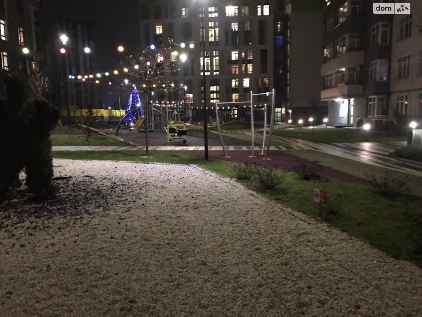 двухкомнатная квартира в Львове, район Сыховский, на ул. Пасечная в аренду на долгий срок помесячно фото 1 двухкомнатная квартира в Львове, район Сыховский, на ул. Пасечная в аренду на долгий срок помесячно фото 1