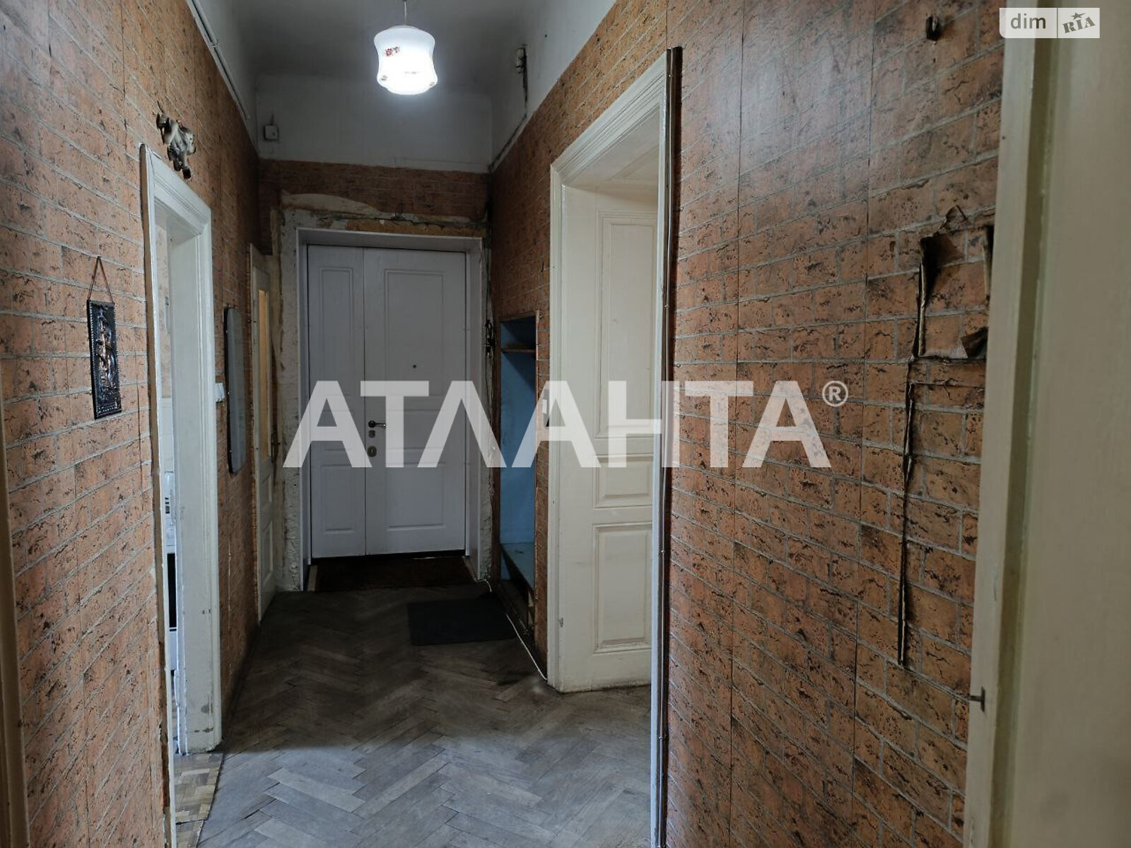трикімнатна квартира в Львові, район Личаківський, на вул. Тарнавського Генерала в довготривалу оренду помісячно фото 1 трикімнатна квартира в Львові, район Личаківський, на вул. Тарнавського Генерала в довготривалу оренду помісячно фото 1