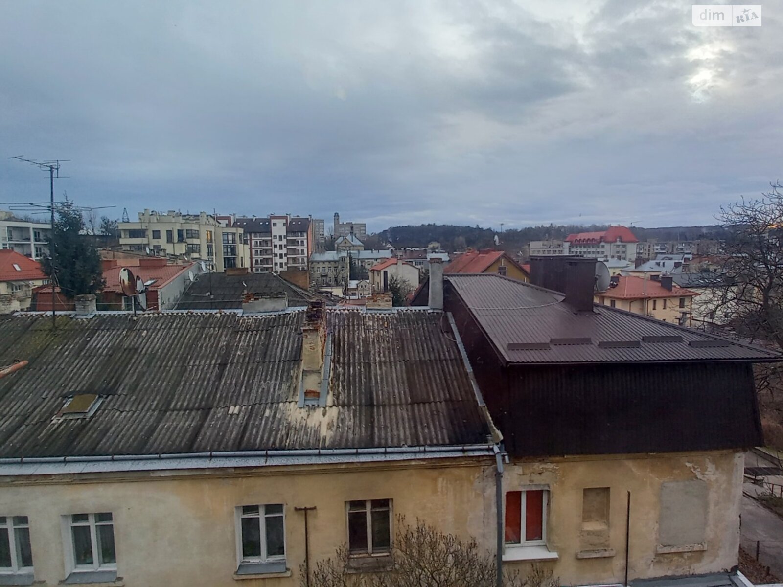 двухкомнатная квартира в Львове, район Лычаковский, на ул. Воробкевича Сидора 24 в аренду на долгий срок помесячно фото 1 двухкомнатная квартира в Львове, район Лычаковский, на ул. Воробкевича Сидора 24 в аренду на долгий срок помесячно фото 1