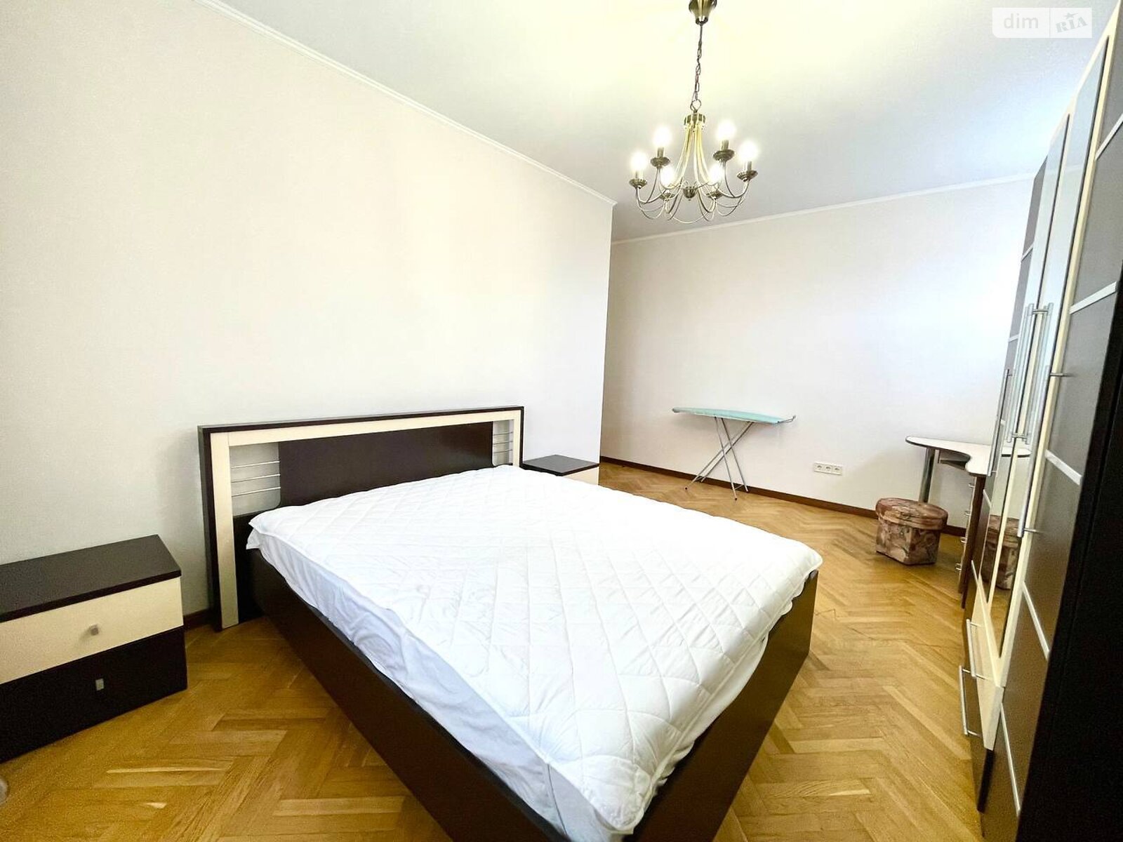 двухкомнатная квартира в Львове, на ул. Манастырского 2 в аренду на долгий срок помесячно фото 1