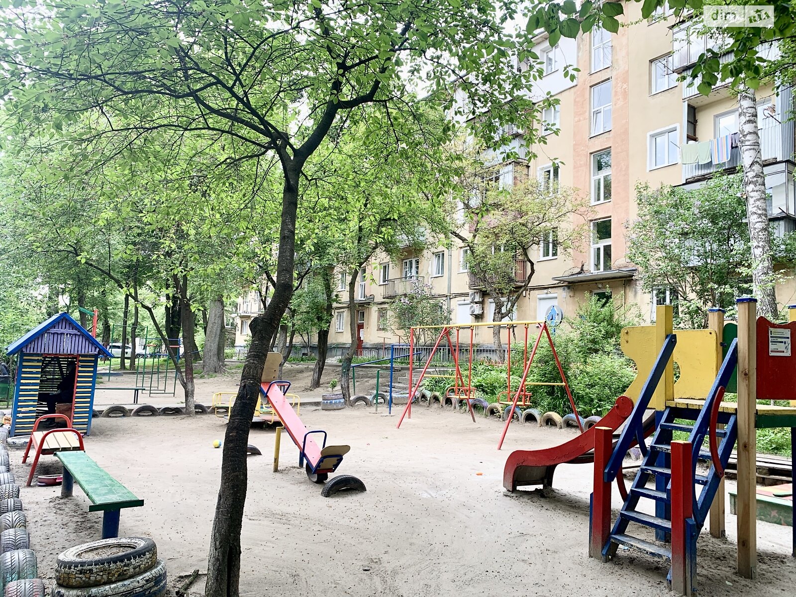 двухкомнатная квартира в Львове, район Майоровка, на ул. Пасечная 58 в аренду на долгий срок помесячно фото 1 двухкомнатная квартира в Львове, район Майоровка, на ул. Пасечная 58 в аренду на долгий срок помесячно фото 1