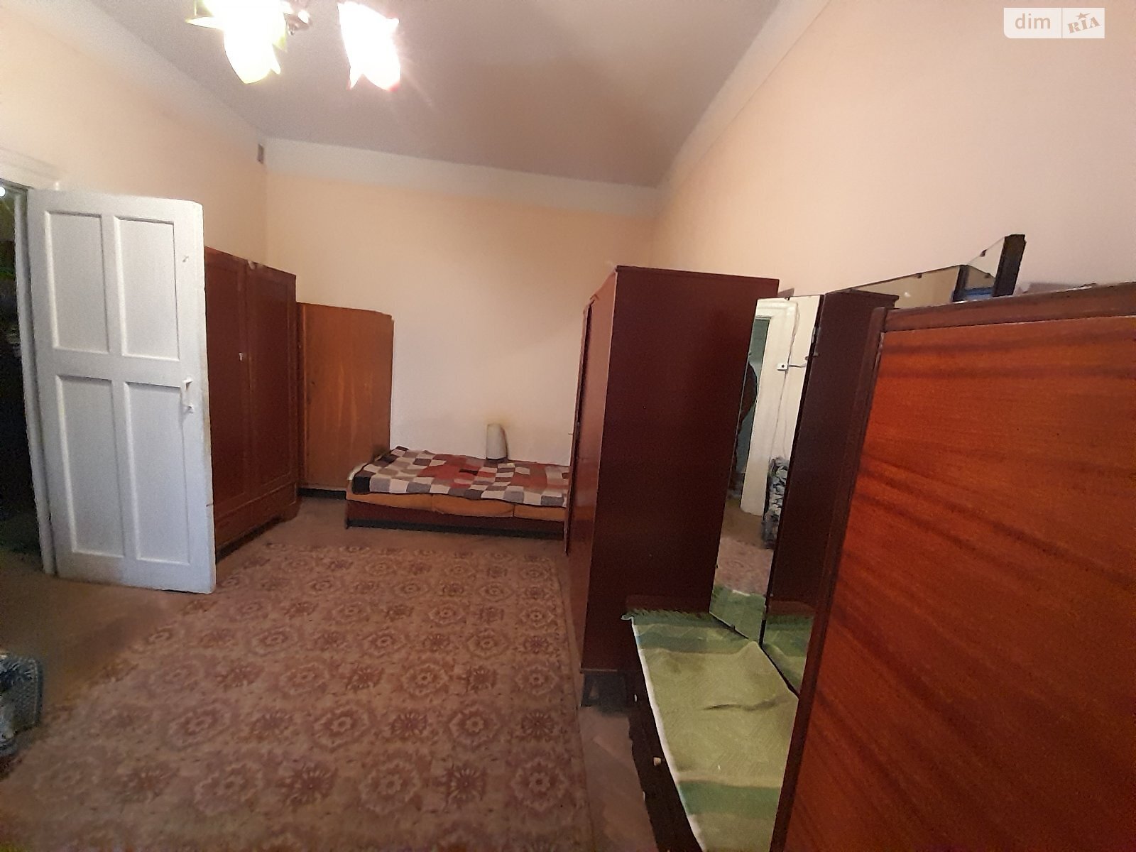 однокімнатна квартира в Львові, район Майорівка, на вул. Пасічна 38 в довготривалу оренду помісячно фото 1