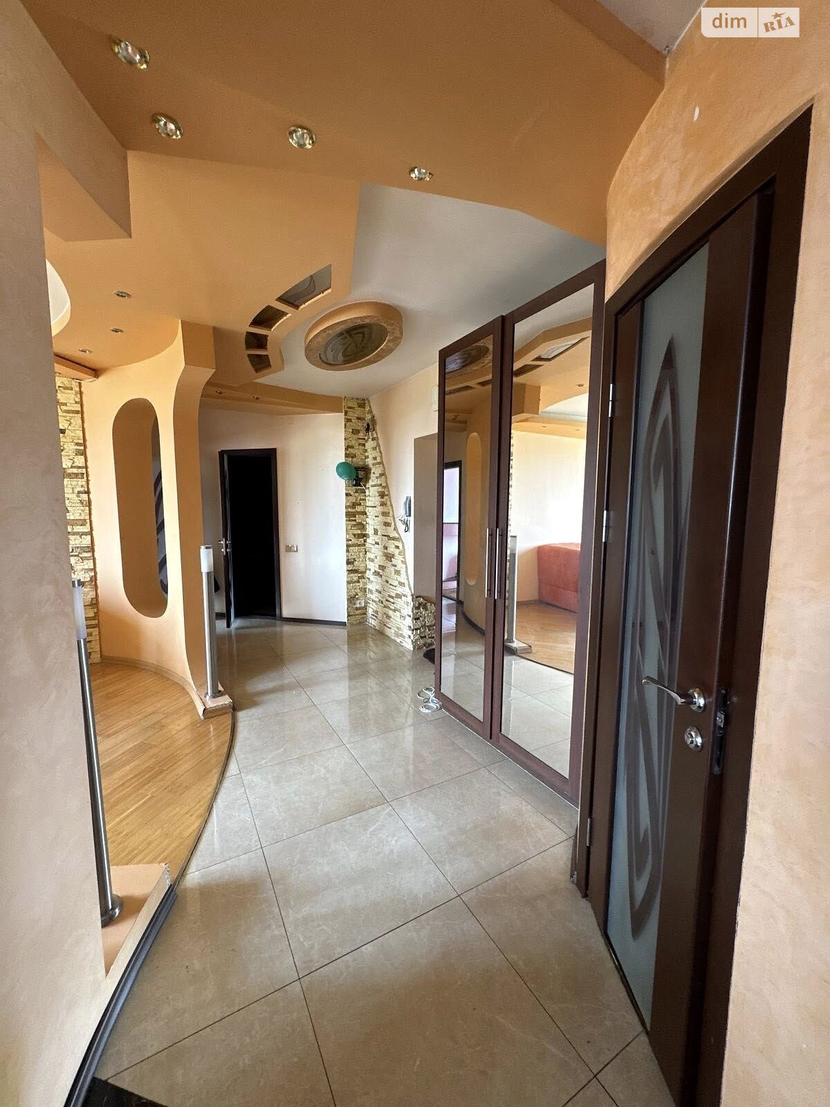 двухкомнатная квартира в Львове, район Научная, на ул. Научная 4А в аренду на долгий срок помесячно фото 1 двухкомнатная квартира в Львове, район Научная, на ул. Научная 4А в аренду на долгий срок помесячно фото 1