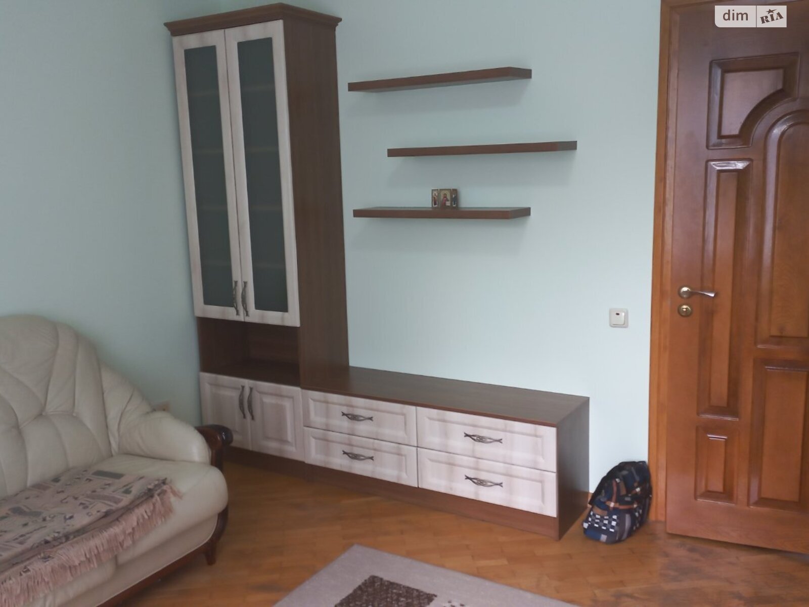 двухкомнатная квартира в Львове, район Научная, на ул. Троллейбусная в аренду на долгий срок помесячно фото 1 двухкомнатная квартира в Львове, район Научная, на ул. Троллейбусная в аренду на долгий срок помесячно фото 1