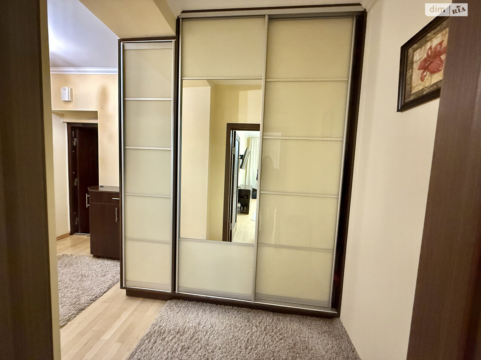 двухкомнатная квартира в Львове, на ул. Научная 49А в аренду на долгий срок помесячно фото 1 двухкомнатная квартира в Львове, на ул. Научная 49А в аренду на долгий срок помесячно фото 1