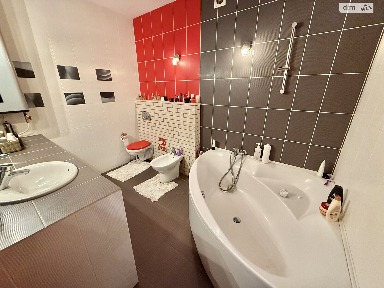 двухкомнатная квартира в Львове, на ул. Научная 49А в аренду на долгий срок помесячно фото 1 двухкомнатная квартира в Львове, на ул. Научная 49А в аренду на долгий срок помесячно фото 1