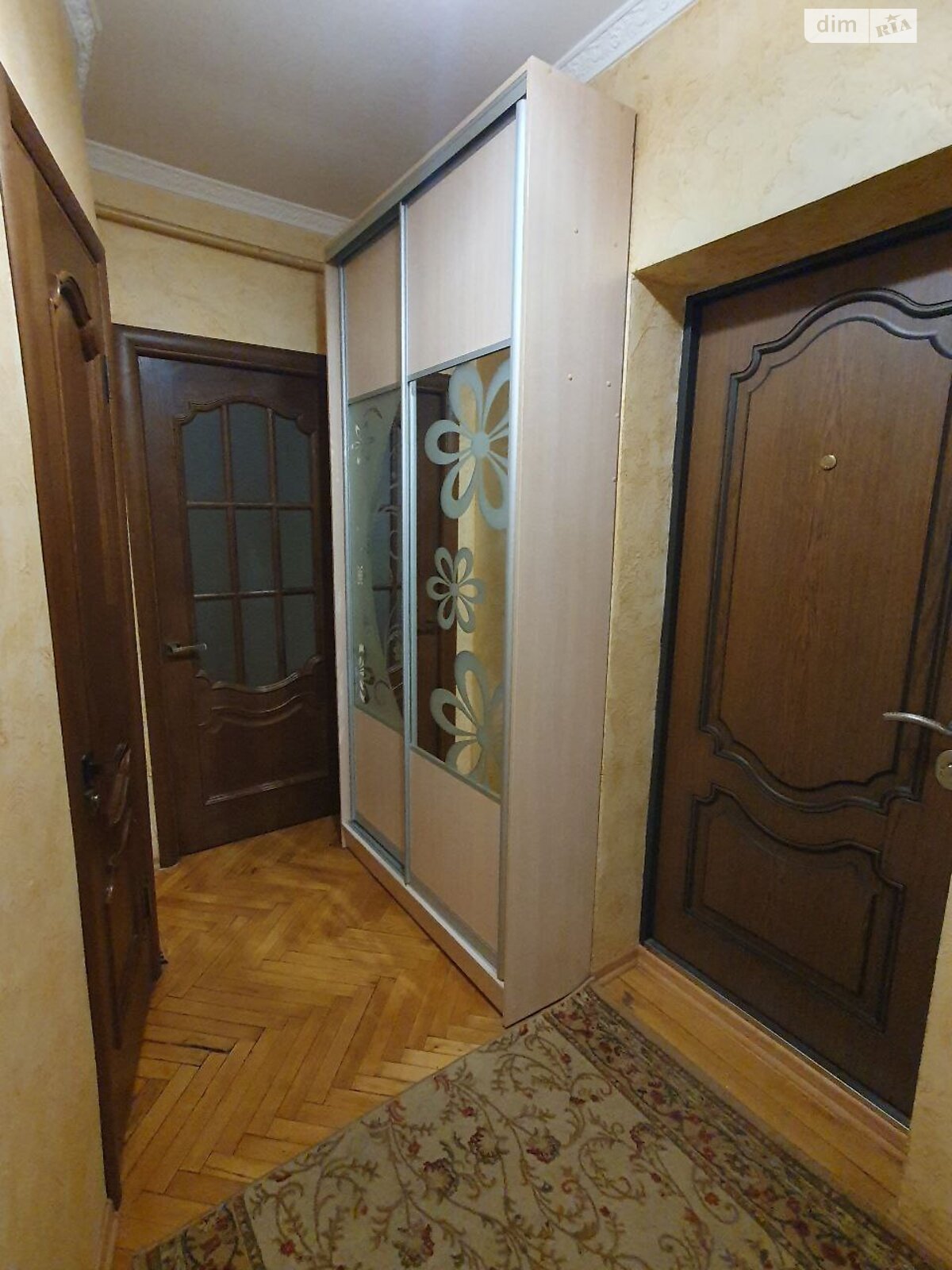 двухкомнатная квартира в Львове, район Новый Львов, на ул. Карманского в аренду на долгий срок помесячно фото 1 двухкомнатная квартира в Львове, район Новый Львов, на ул. Карманского в аренду на долгий срок помесячно фото 1