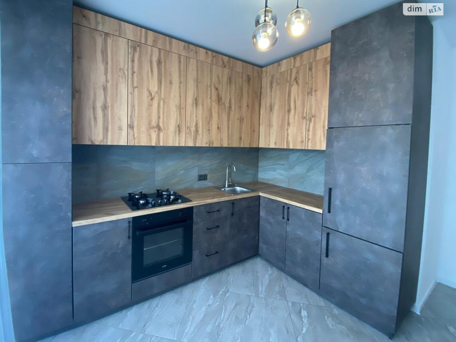 однокомнатная квартира в Львове, район Новый Львов, на ул. Карманского в аренду на долгий срок помесячно фото 1