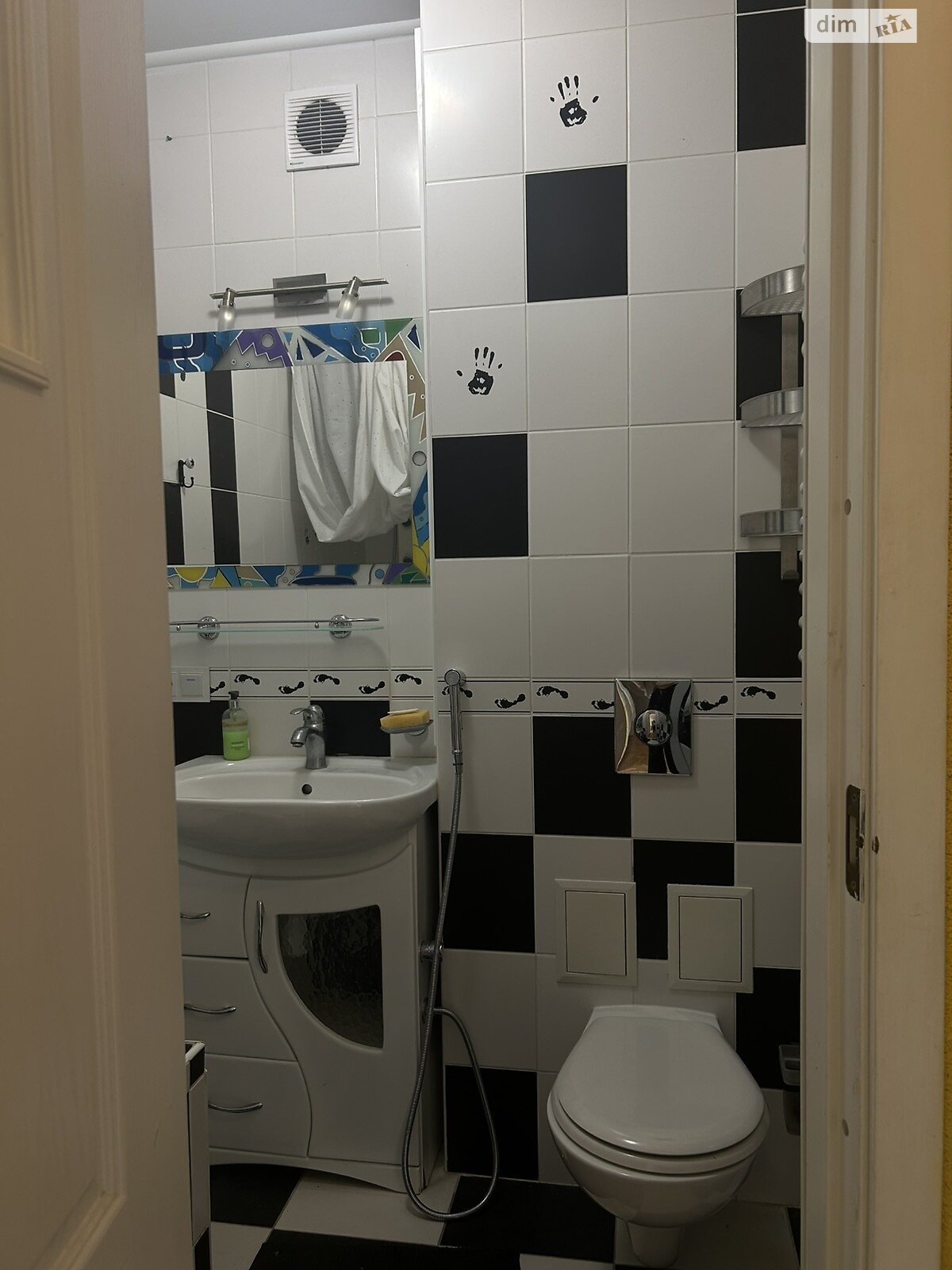 двокімнатна квартира в Львові, район Новий Львів, на вул. Литовська 12 в довготривалу оренду помісячно фото 1 двокімнатна квартира в Львові, район Новий Львів, на вул. Литовська 12 в довготривалу оренду помісячно фото 1