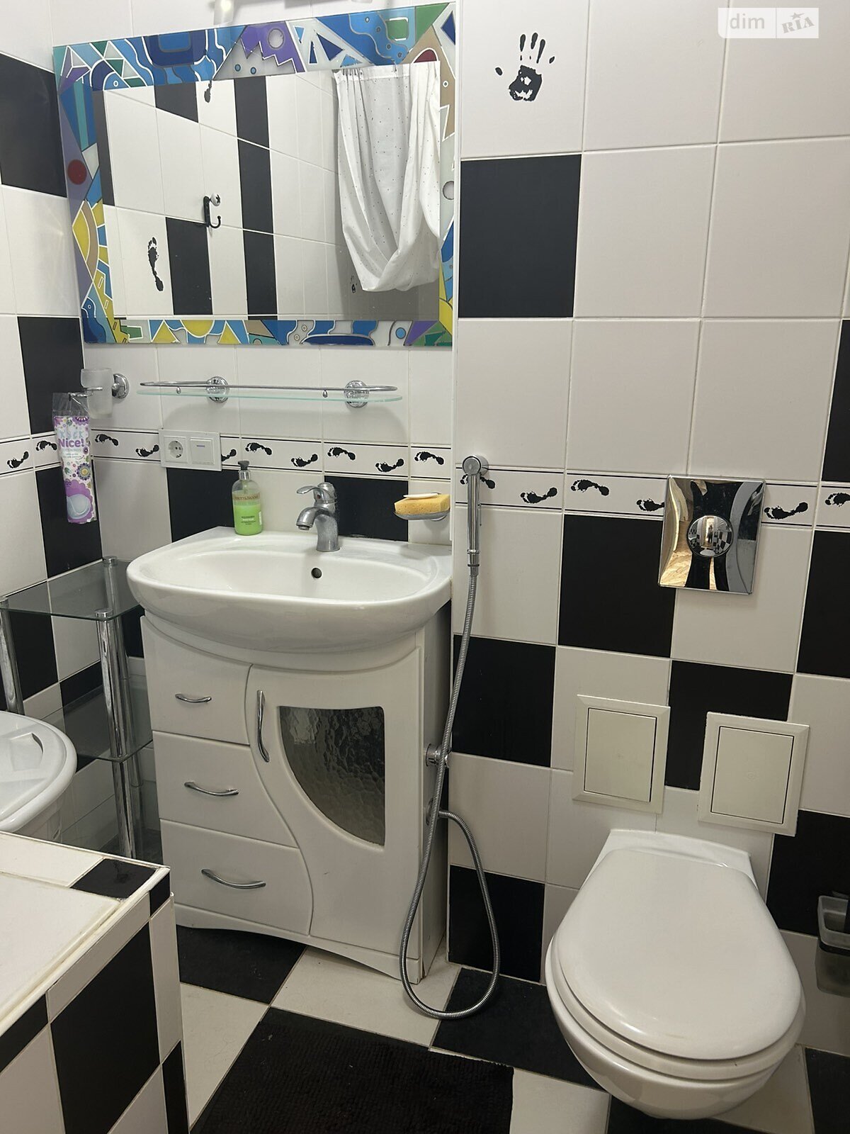 двокімнатна квартира в Львові, район Новий Львів, на вул. Литовська 12 в довготривалу оренду помісячно фото 1 двокімнатна квартира в Львові, район Новий Львів, на вул. Литовська 12 в довготривалу оренду помісячно фото 1