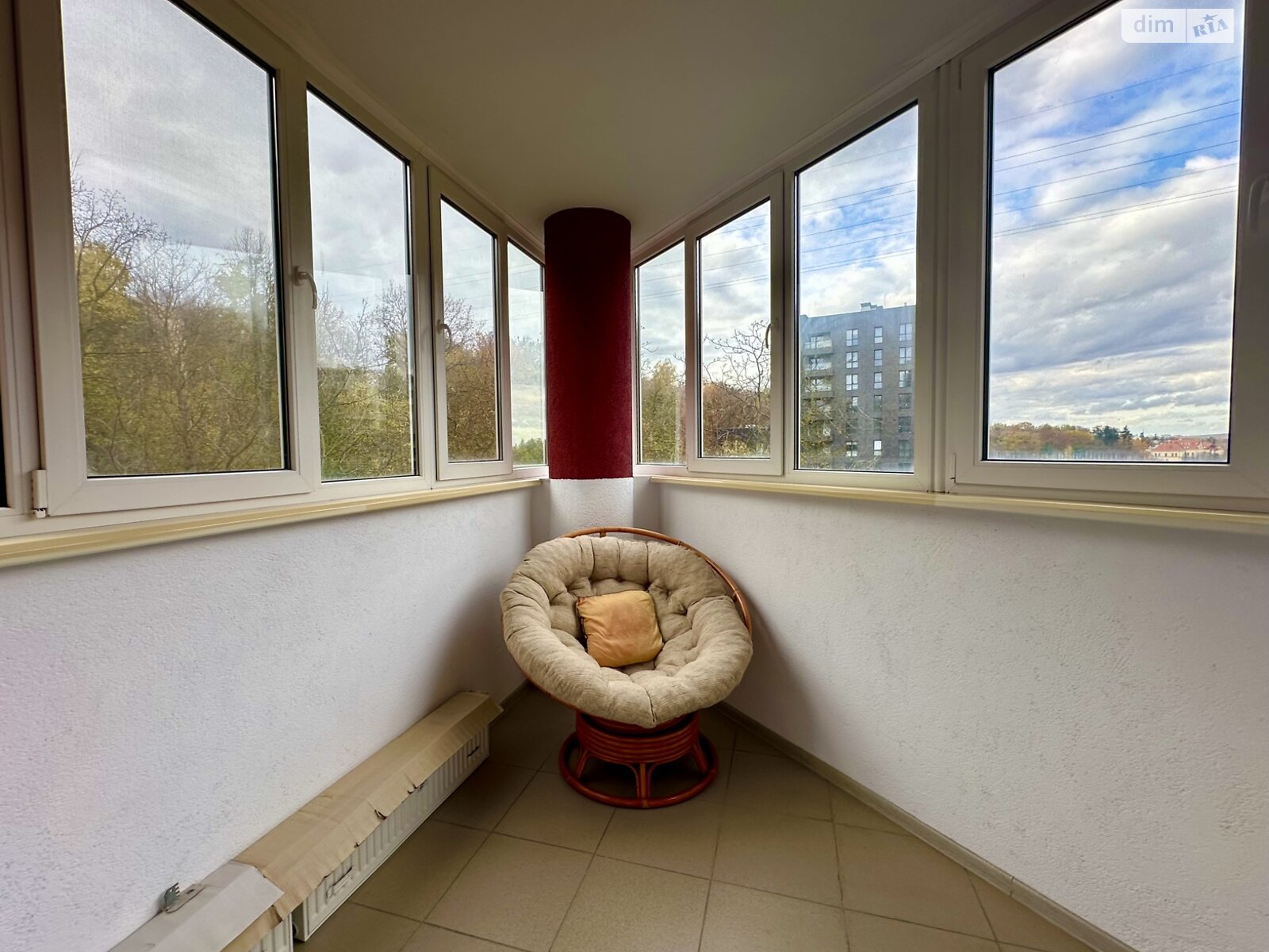 трехкомнатная квартира в Львове, район Новый Львов, на ул. Стуса Василия 22А в аренду на долгий срок помесячно фото 1