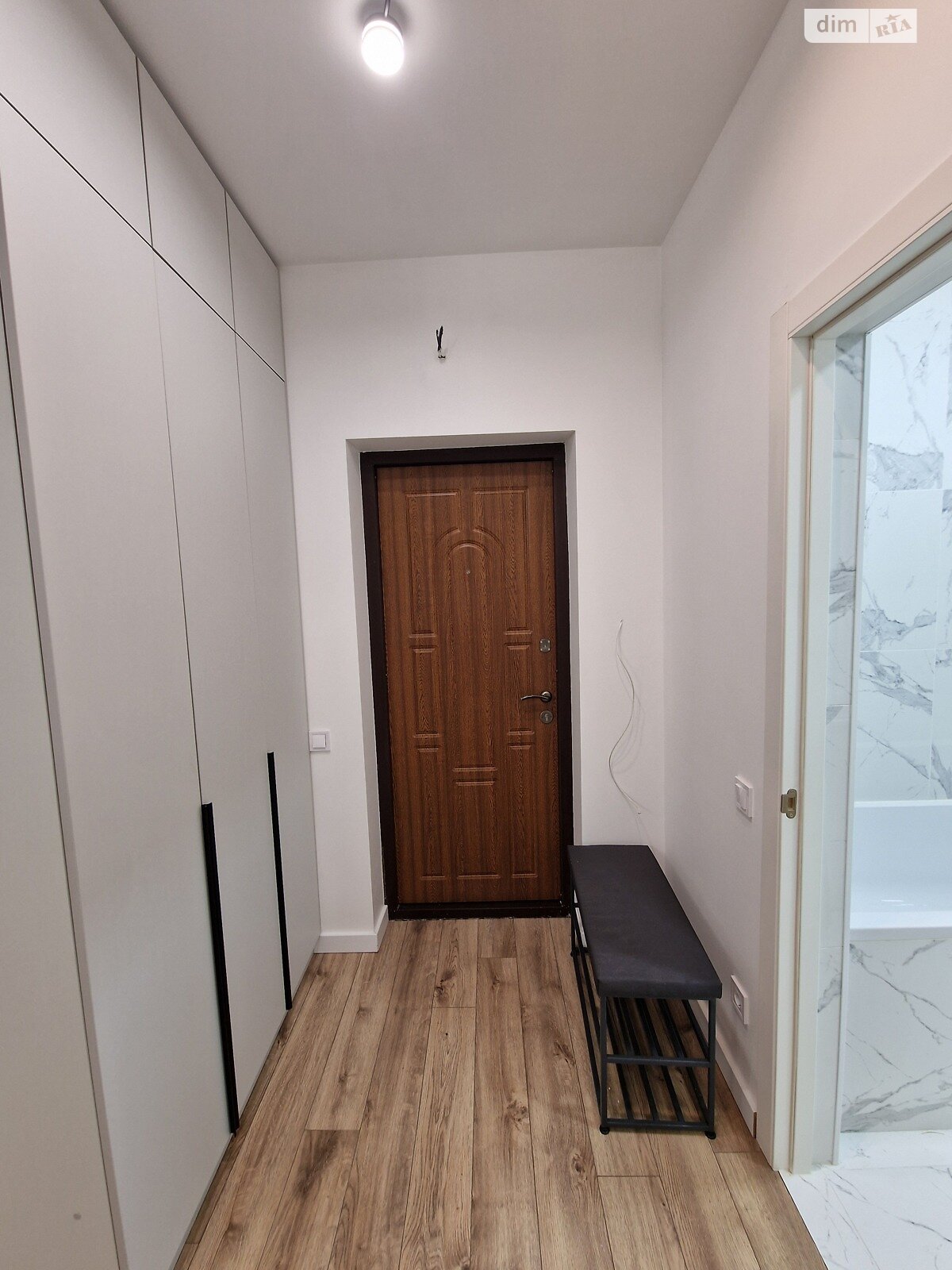 однокімнатна квартира в Львові, район Новий Львів, на вул. Угорська в довготривалу оренду помісячно фото 1 однокімнатна квартира в Львові, район Новий Львів, на вул. Угорська в довготривалу оренду помісячно фото 1