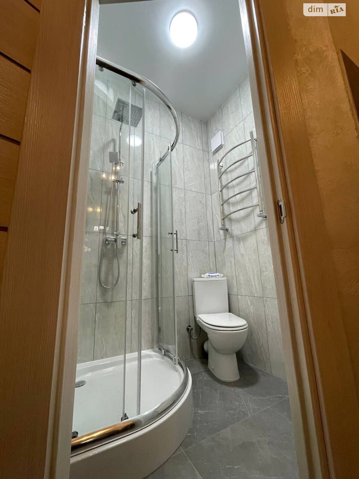 однокімнатна квартира в Львові, район Новий Світ, на пл. Берестейської унії 3 в довготривалу оренду помісячно фото 1