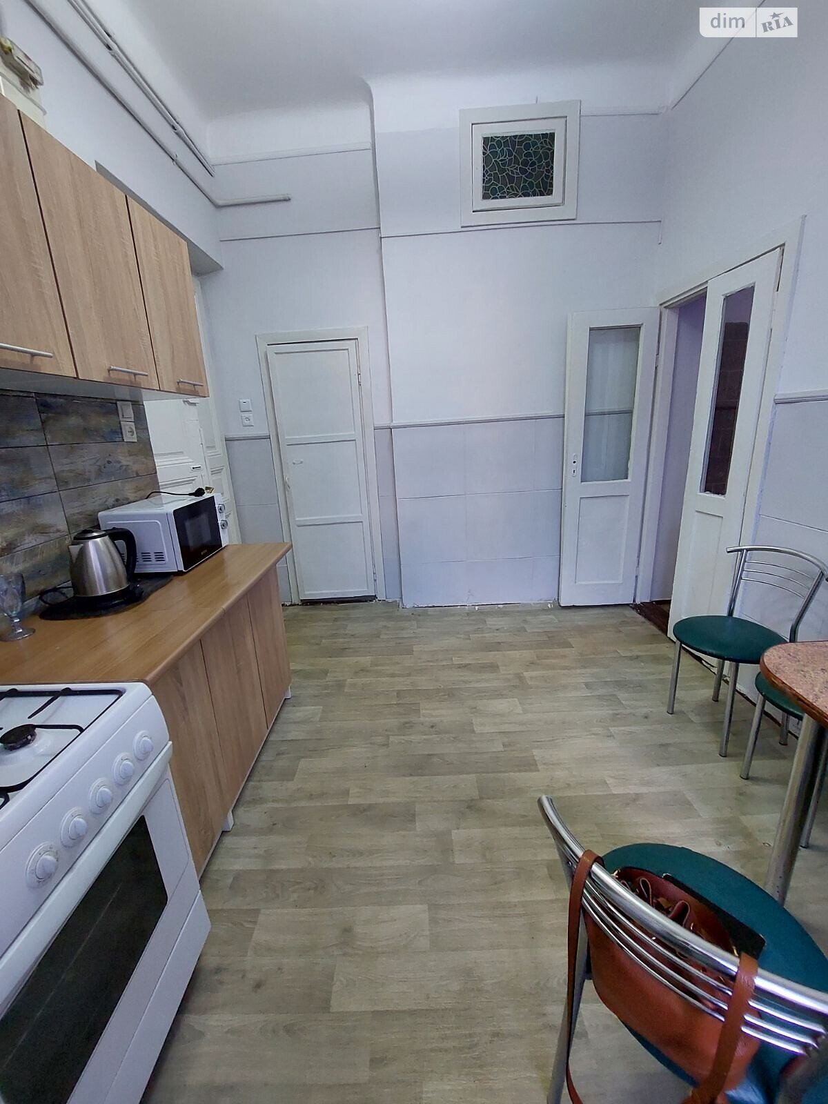 однокомнатная квартира в Львове, район Новый Свет, на ул. Федьковича в аренду на долгий срок помесячно фото 1 однокомнатная квартира в Львове, район Новый Свет, на ул. Федьковича в аренду на долгий срок помесячно фото 1