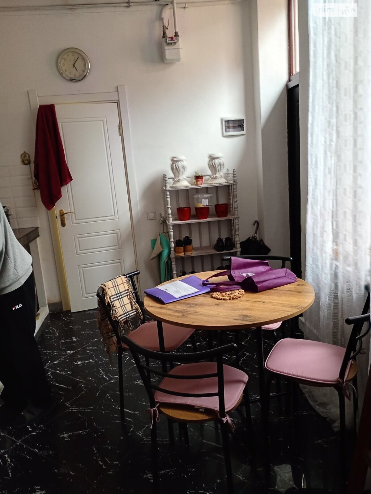 однокімнатна квартира в Львові, район Новий Світ, на вул. Генерала Тараса Чупринки 20, кв. 5 в довготривалу оренду помісячно фото 1 однокімнатна квартира в Львові, район Новий Світ, на вул. Генерала Тараса Чупринки 20, кв. 5 в довготривалу оренду помісячно фото 1