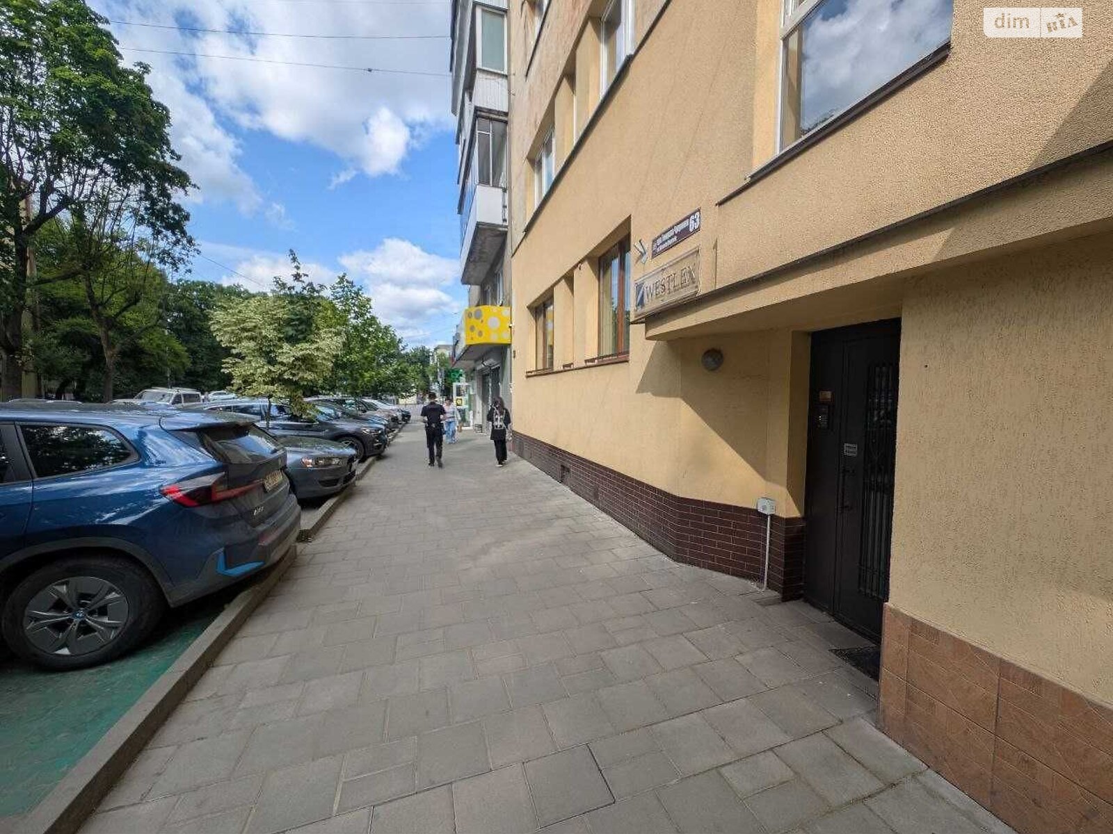однокімнатна квартира з меблями в Львові, район Новий Світ, на вул. Генерала Тараса Чупринки в довготривалу оренду помісячно фото 1 однокімнатна квартира з меблями в Львові, район Новий Світ, на вул. Генерала Тараса Чупринки в довготривалу оренду помісячно фото 1