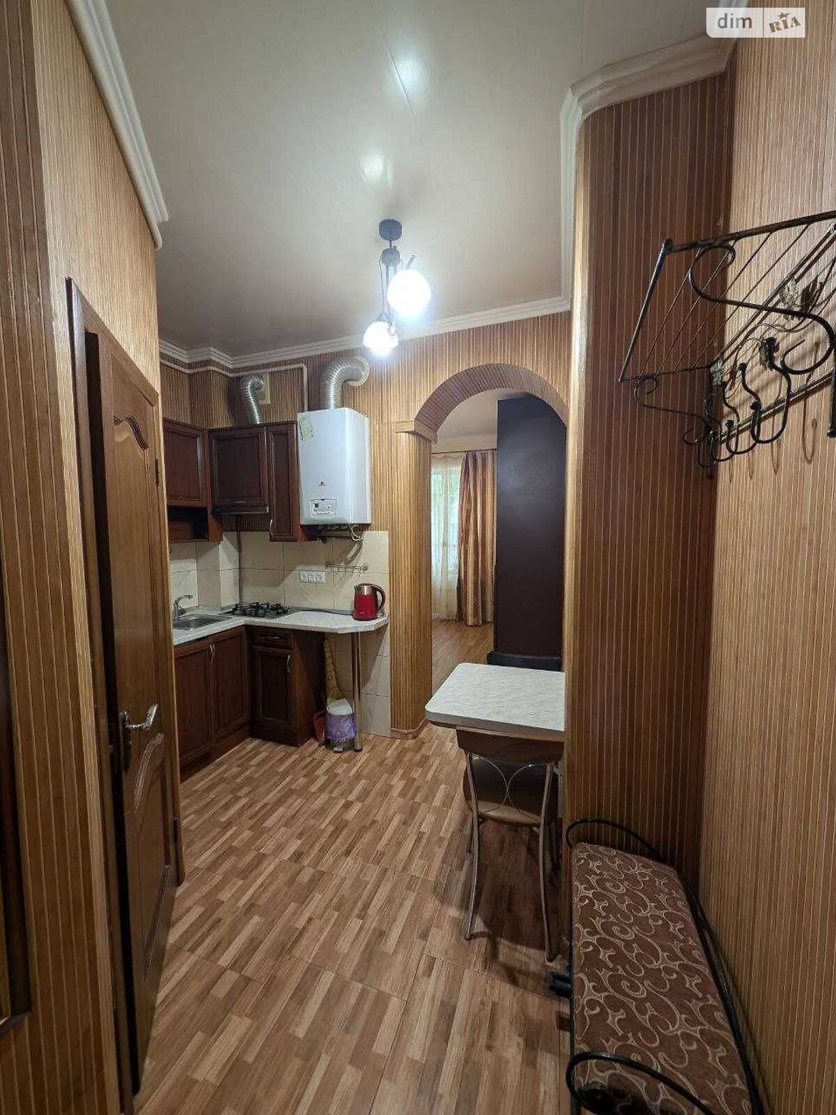 однокімнатна квартира з меблями в Львові, район Новий Світ, на вул. Генерала Тараса Чупринки в довготривалу оренду помісячно фото 1 однокімнатна квартира з меблями в Львові, район Новий Світ, на вул. Генерала Тараса Чупринки в довготривалу оренду помісячно фото 1