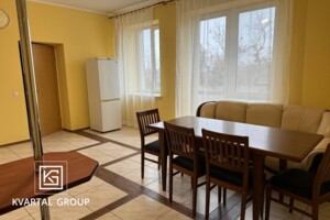 чотирикімнатна квартира в Львові, район Новий Світ, на вул. Рудницького Академіка 21 в довготривалу оренду помісячно фото 2