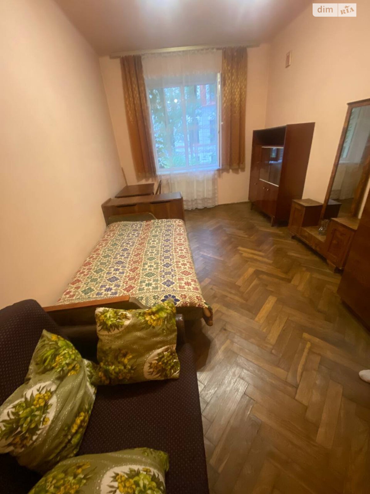 однокімнатна квартира в Львові, район Новий Світ, на вул. Залізняка Максима 34 в довготривалу оренду помісячно фото 1 однокімнатна квартира в Львові, район Новий Світ, на вул. Залізняка Максима 34 в довготривалу оренду помісячно фото 1