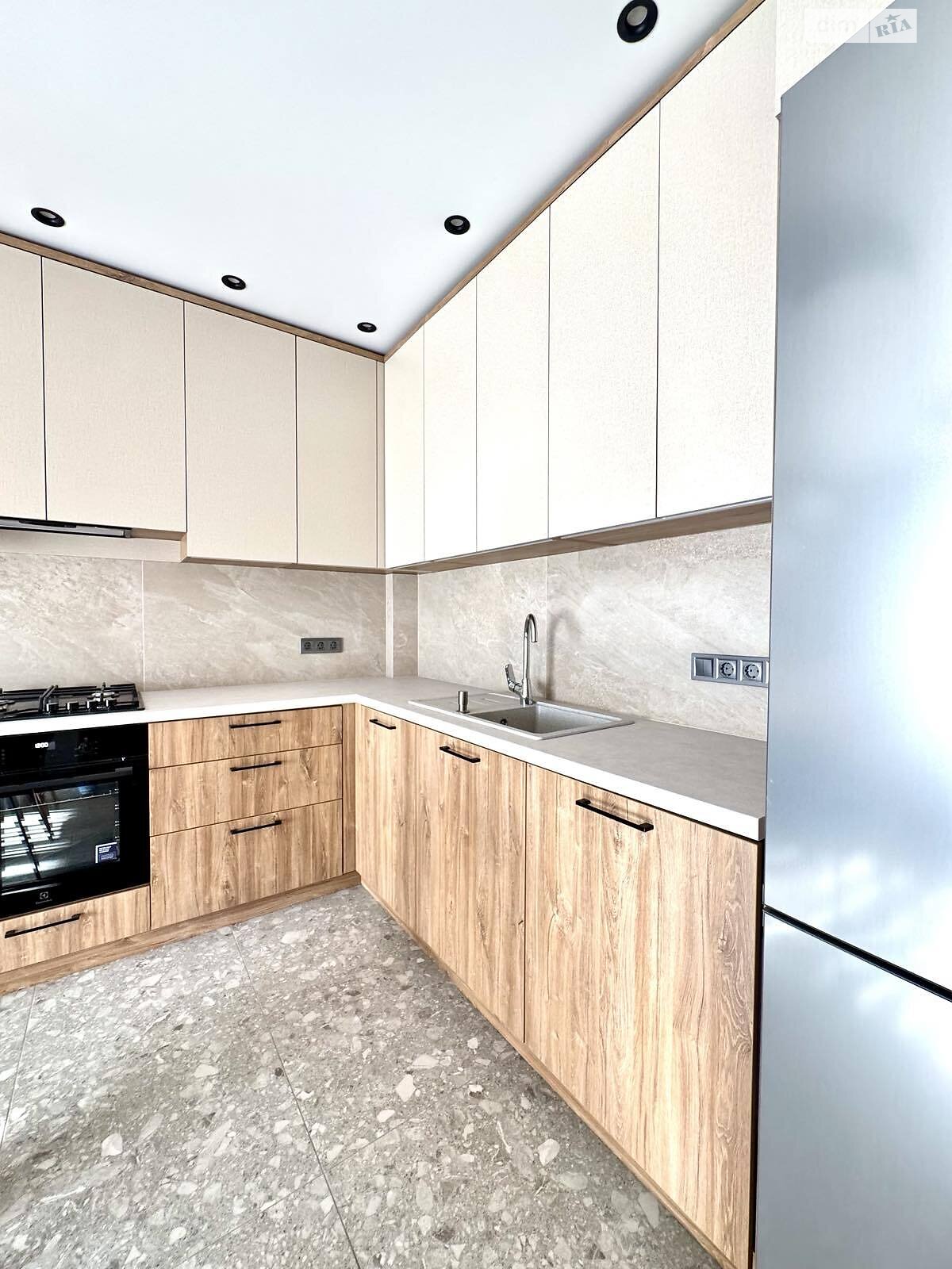 двухкомнатная квартира в Львове, район Пасеки, на ул. Пимоненко Николая 30 в аренду на долгий срок помесячно фото 1