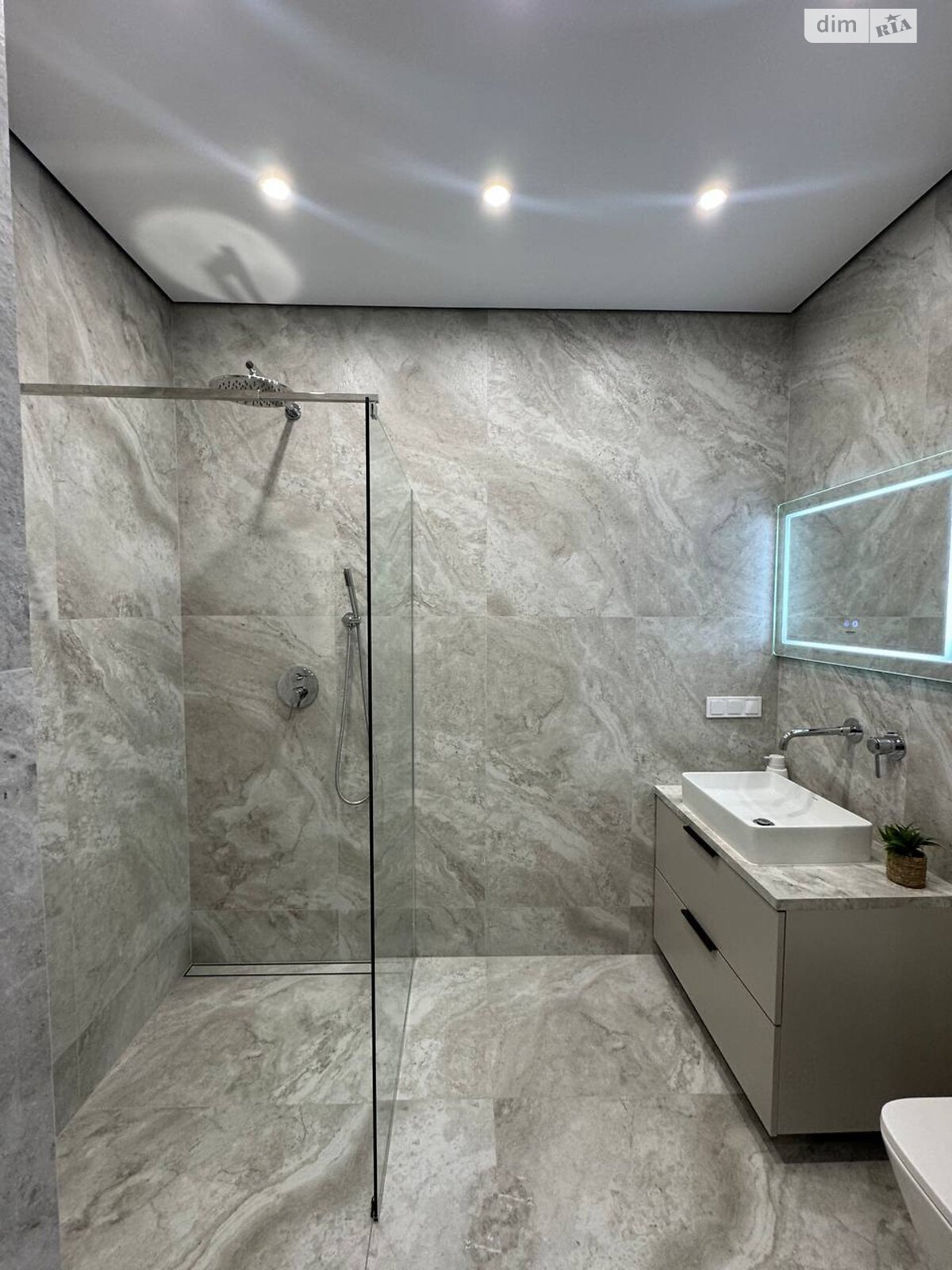 однокімнатна квартира в Львові, на вул. Пимоненка Миколи 5 в довготривалу оренду помісячно фото 1