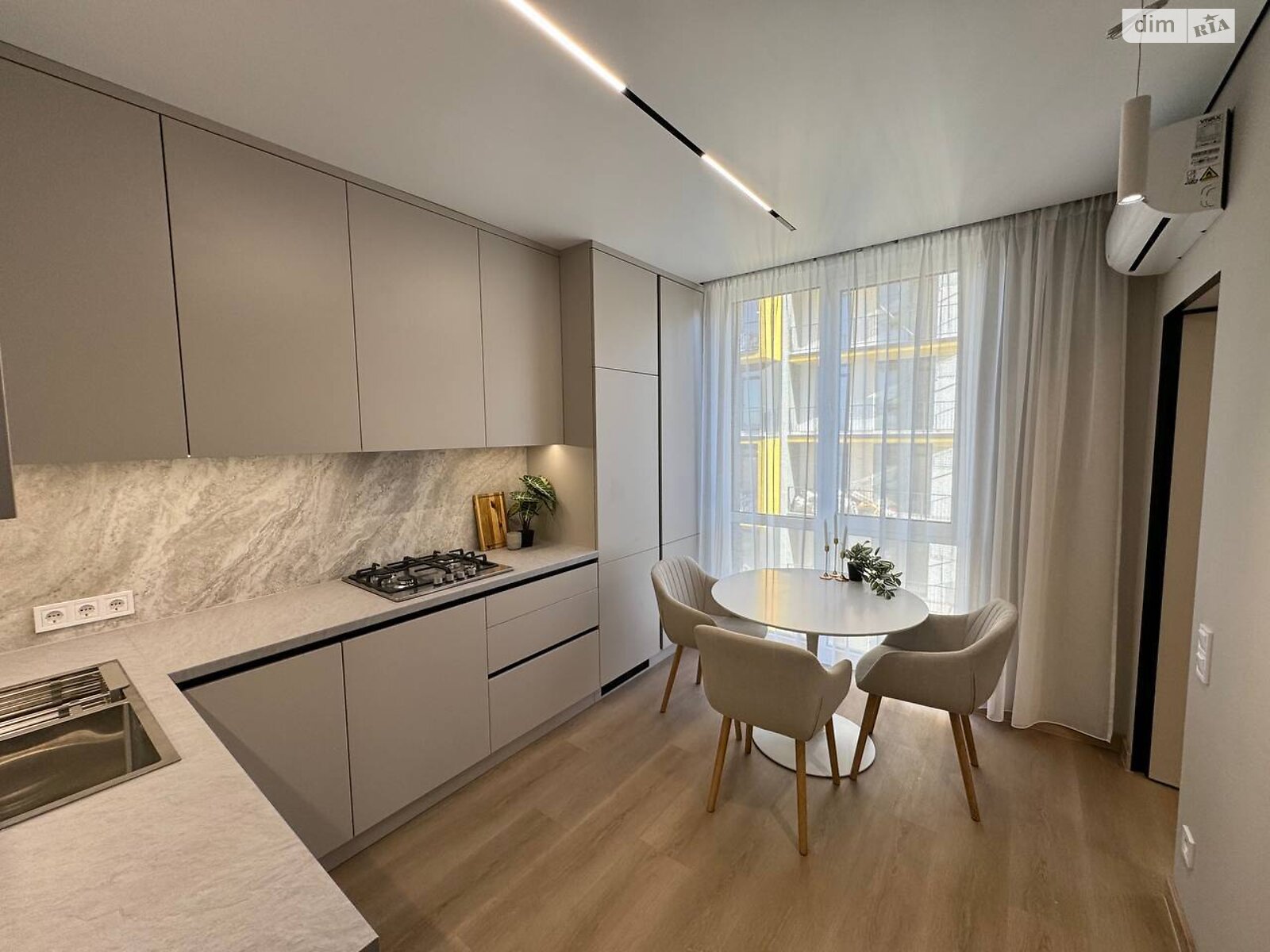 однокімнатна квартира в Львові, на вул. Пимоненка Миколи 5 в довготривалу оренду помісячно фото 1