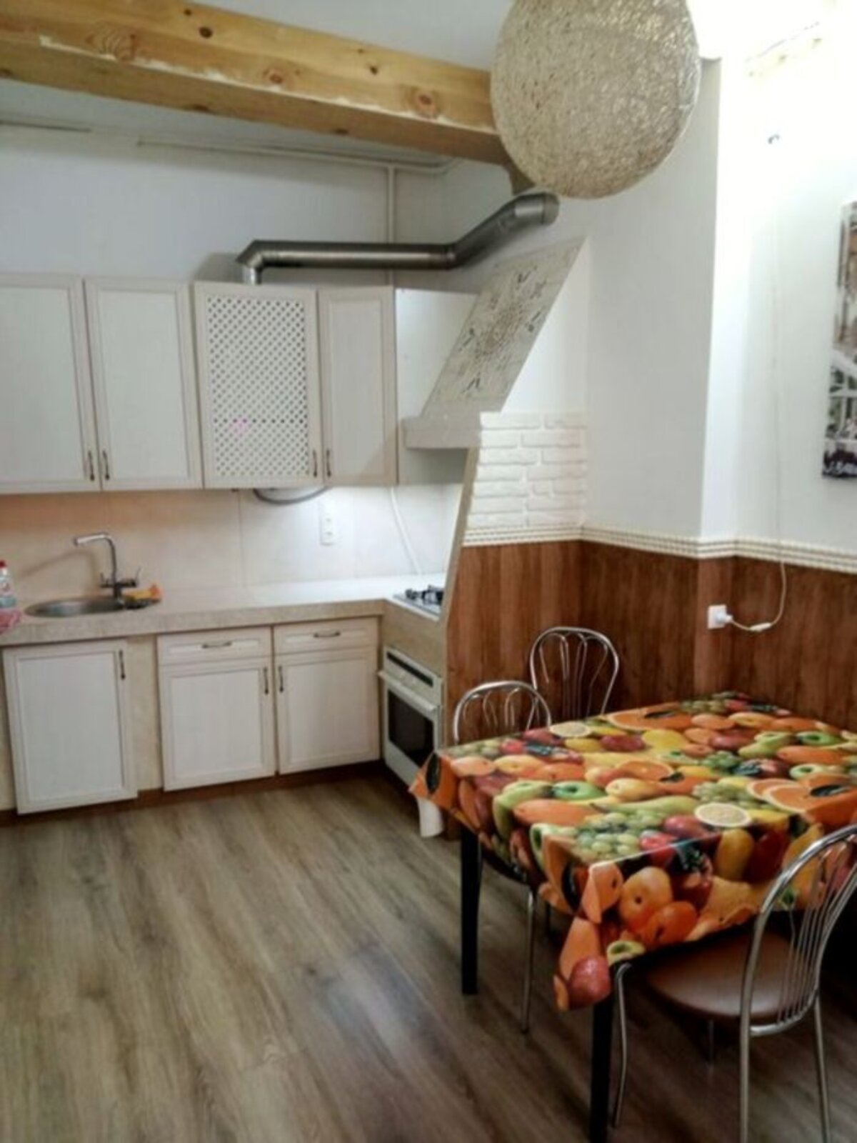 однокомнатная квартира в Львове, район Площадь Рынок, на ул. Гавришквича 5 в аренду на долгий срок помесячно фото 1 однокомнатная квартира в Львове, район Площадь Рынок, на ул. Гавришквича 5 в аренду на долгий срок помесячно фото 1