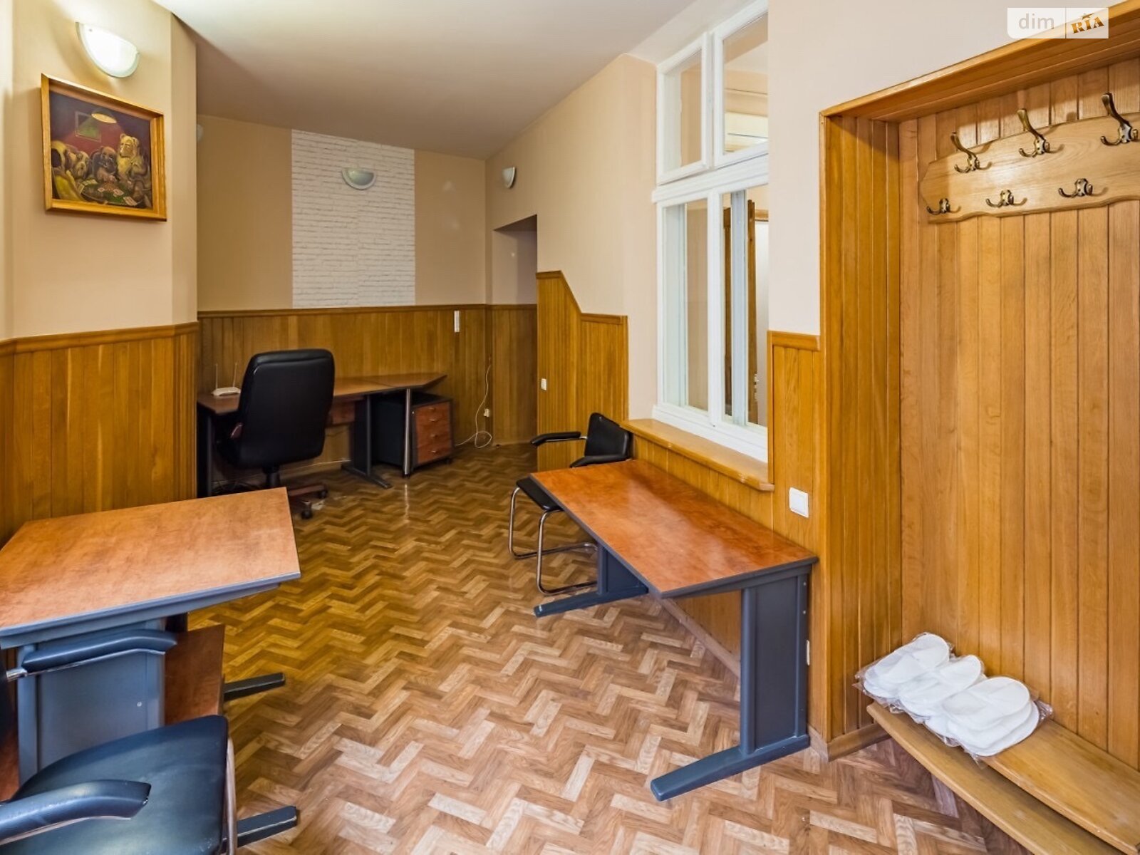 четырехкомнатная квартира в Львове, район Площадь Рынок, на ул. Гавришквича 2 в аренду на долгий срок помесячно фото 1 четырехкомнатная квартира в Львове, район Площадь Рынок, на ул. Гавришквича 2 в аренду на долгий срок помесячно фото 1