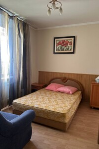 двокімнатна квартира в Львові, район Площа Ринок, на вул. Гонти 4 в довготривалу оренду помісячно фото 2
