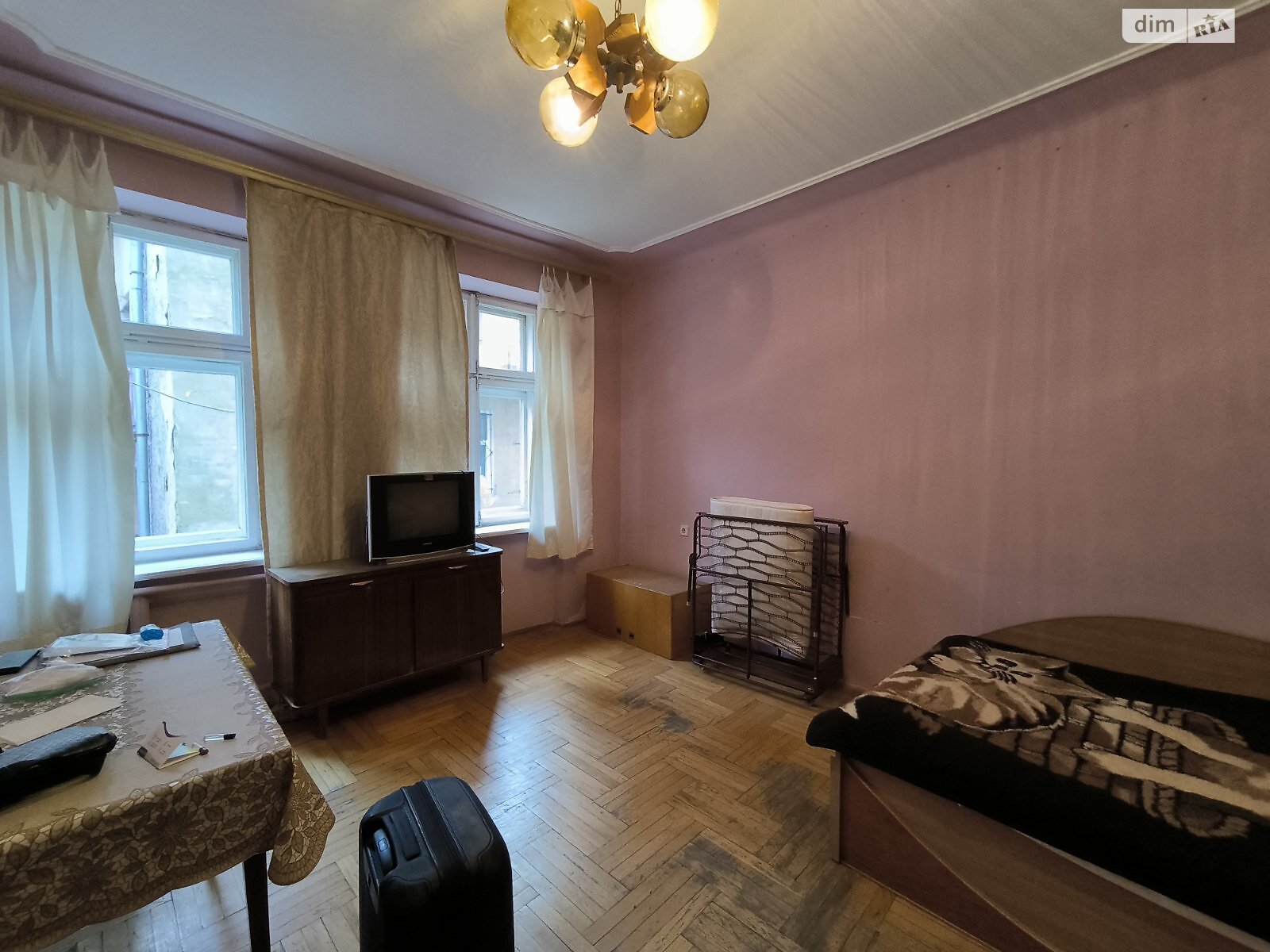 двухкомнатная квартира в Львове, район Площадь Рынок, на пл. Князя Ярослава Осмомысла в аренду на долгий срок помесячно фото 1