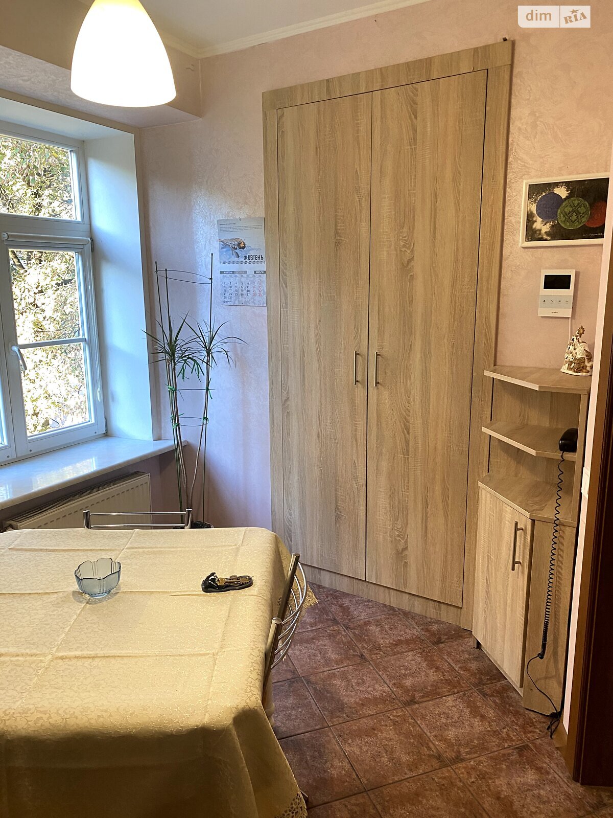 двокімнатна квартира в Львові, район Площа Ринок, на вул. Підвальна 3 в довготривалу оренду помісячно фото 1 двокімнатна квартира в Львові, район Площа Ринок, на вул. Підвальна 3 в довготривалу оренду помісячно фото 1