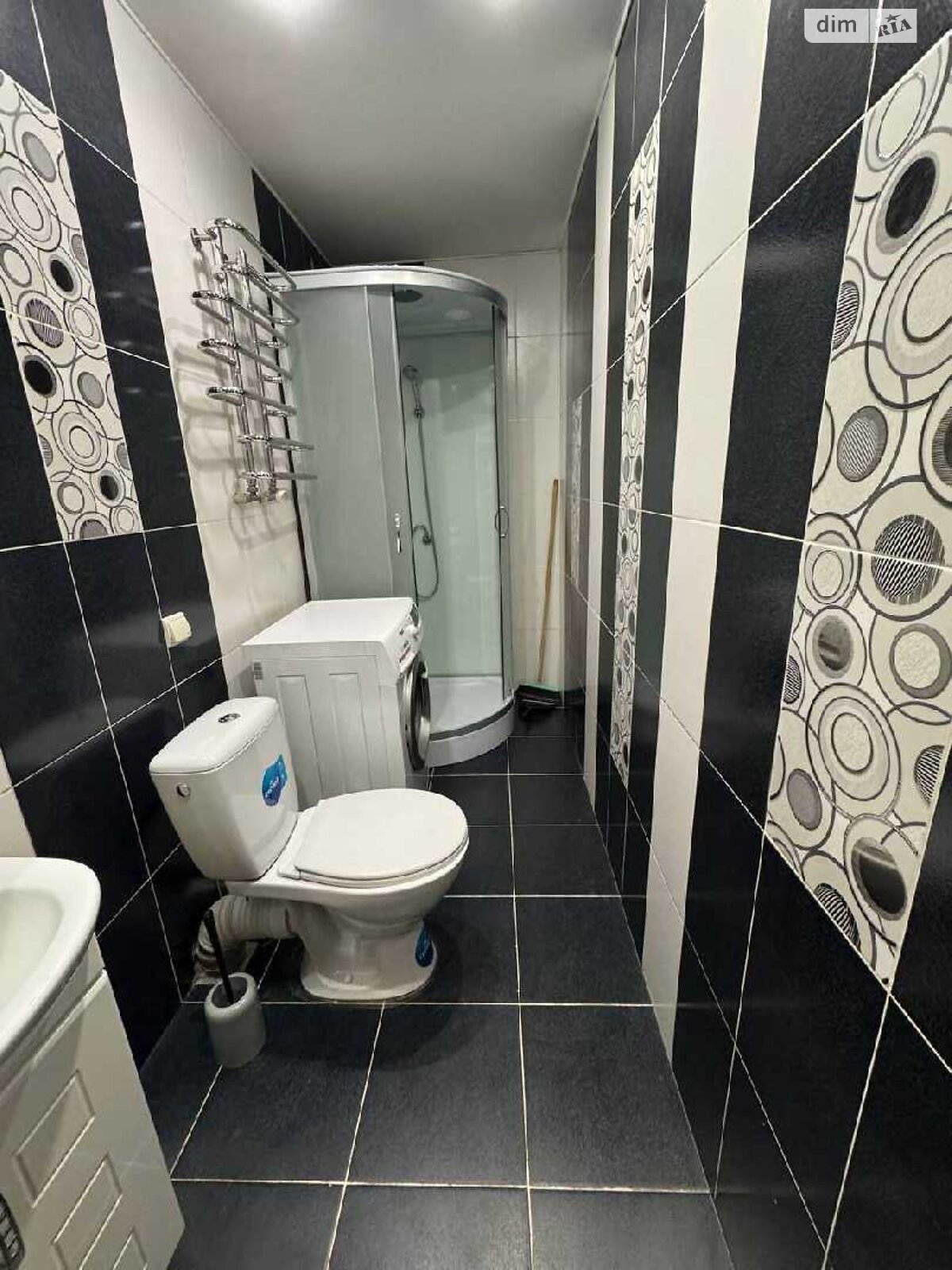 однокомнатная квартира в Львове, район Площадь Рынок, на пл. Рынок 38 в аренду на долгий срок помесячно фото 1 однокомнатная квартира в Львове, район Площадь Рынок, на пл. Рынок 38 в аренду на долгий срок помесячно фото 1