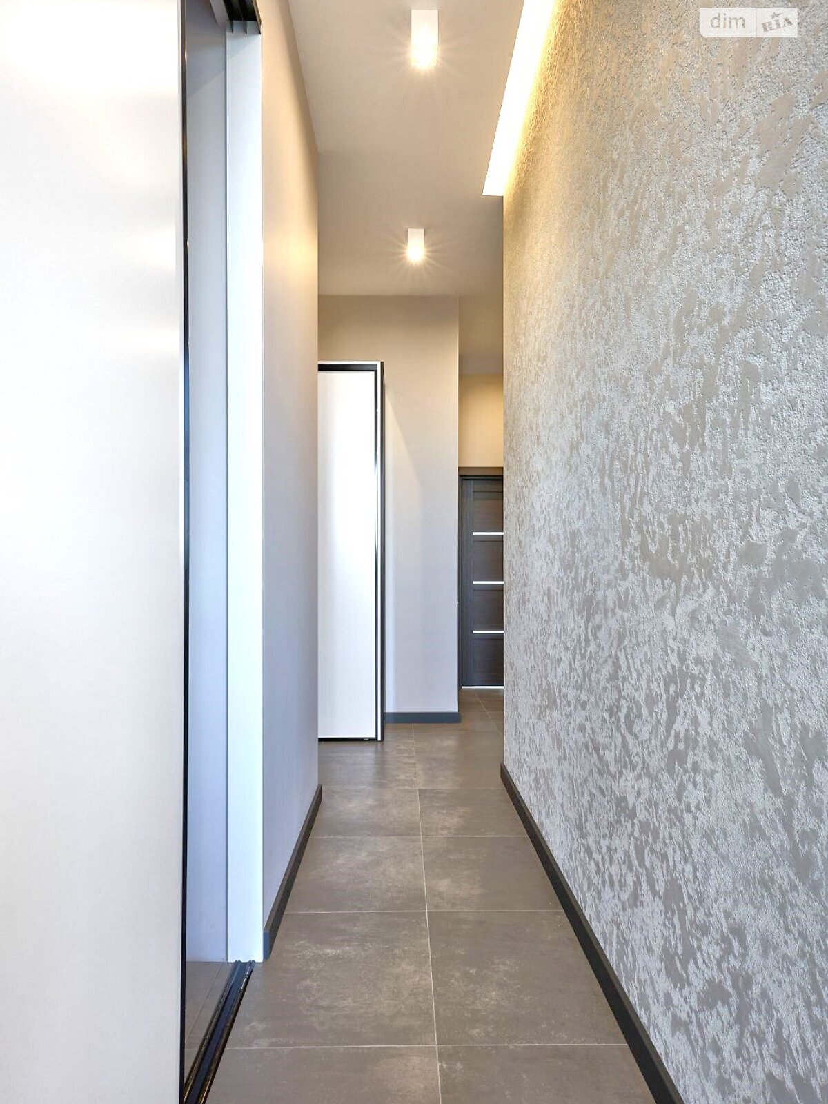 двокімнатна квартира в Львові, район Підзамче, на просп. Чорновола В’ячеслава 16Є в довготривалу оренду помісячно фото 1 двокімнатна квартира в Львові, район Підзамче, на просп. Чорновола В’ячеслава 16Є в довготривалу оренду помісячно фото 1