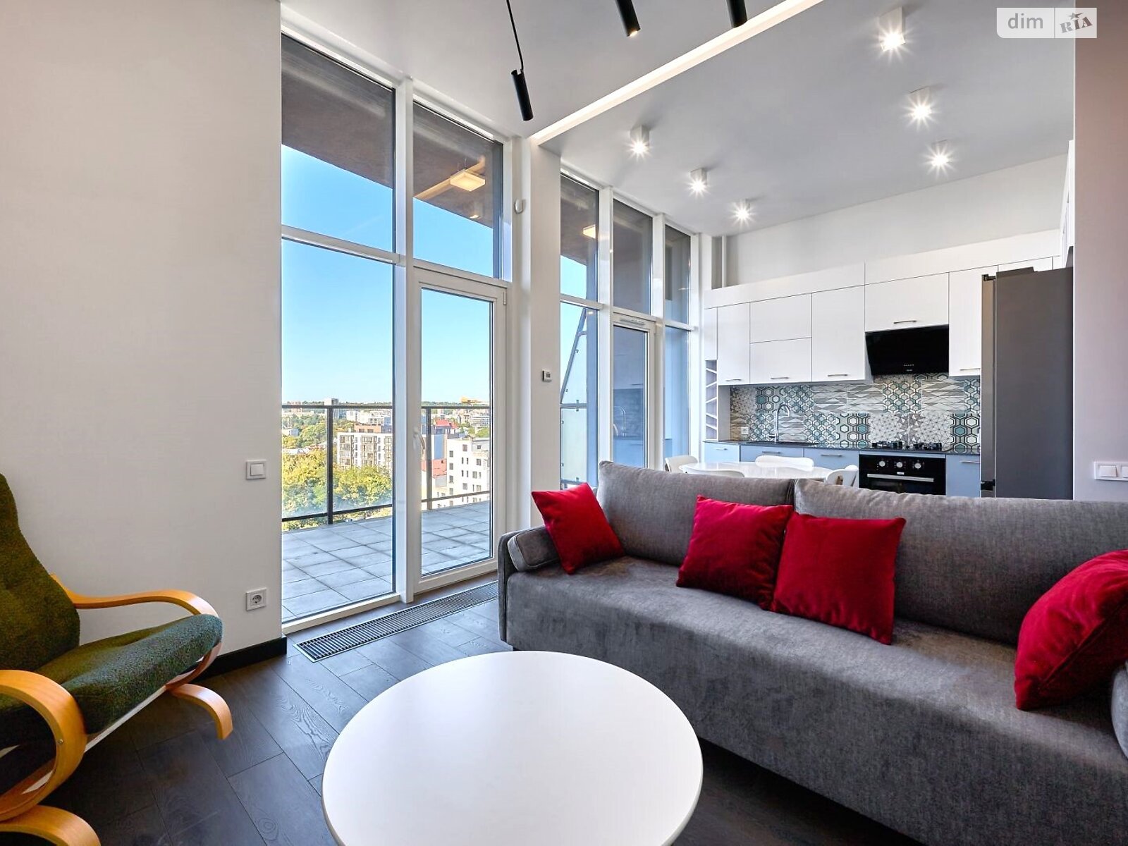 двокімнатна квартира в Львові, район Підзамче, на просп. Чорновола В’ячеслава 16Є в довготривалу оренду помісячно фото 1 двокімнатна квартира в Львові, район Підзамче, на просп. Чорновола В’ячеслава 16Є в довготривалу оренду помісячно фото 1