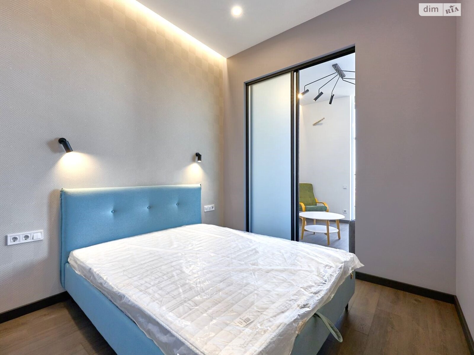 двокімнатна квартира в Львові, район Підзамче, на просп. Чорновола В’ячеслава 16Є в довготривалу оренду помісячно фото 1 двокімнатна квартира в Львові, район Підзамче, на просп. Чорновола В’ячеслава 16Є в довготривалу оренду помісячно фото 1