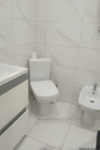 трикімнатна квартира в Львові, район Підзамче, на просп. Чорновола В’ячеслава 16А в довготривалу оренду помісячно фото 2 трикімнатна квартира в Львові, район Підзамче, на просп. Чорновола В’ячеслава 16А в довготривалу оренду помісячно фото 2