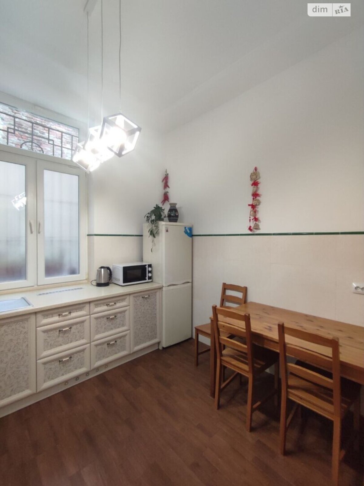 двокімнатна квартира в Львові, район Підзамче, на вул. Долинського в довготривалу оренду помісячно фото 1
