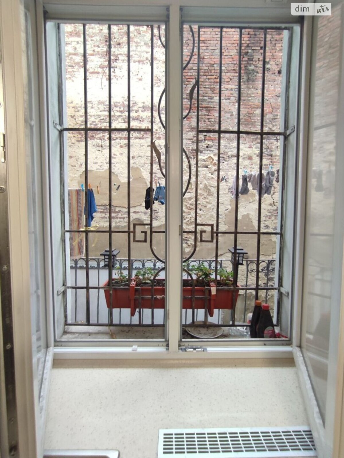 двокімнатна квартира в Львові, район Підзамче, на вул. Долинського в довготривалу оренду помісячно фото 1