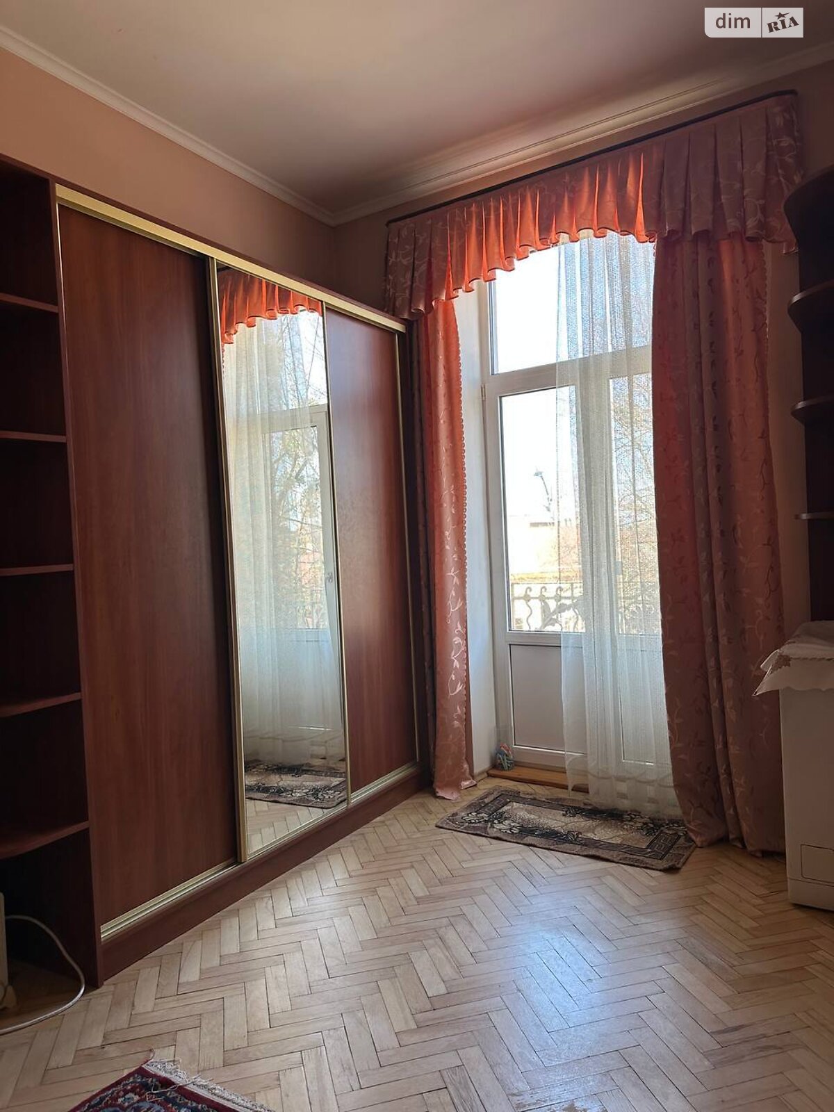 однокімнатна квартира в Львові, район Підзамче, на вул. Донецька 26 в довготривалу оренду помісячно фото 1 однокімнатна квартира в Львові, район Підзамче, на вул. Донецька 26 в довготривалу оренду помісячно фото 1