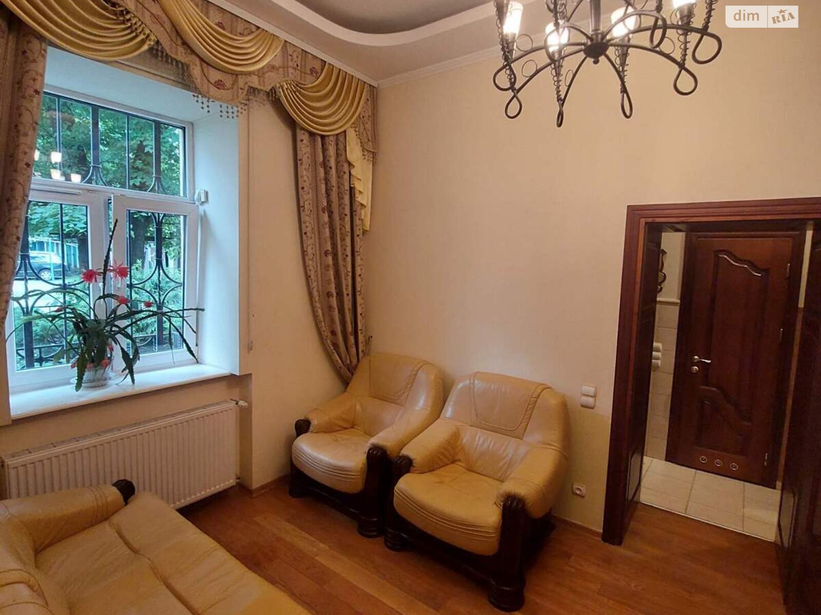 двокімнатна квартира в Львові, район Підзамче, на вул. Городницька 1 в довготривалу оренду помісячно фото 1