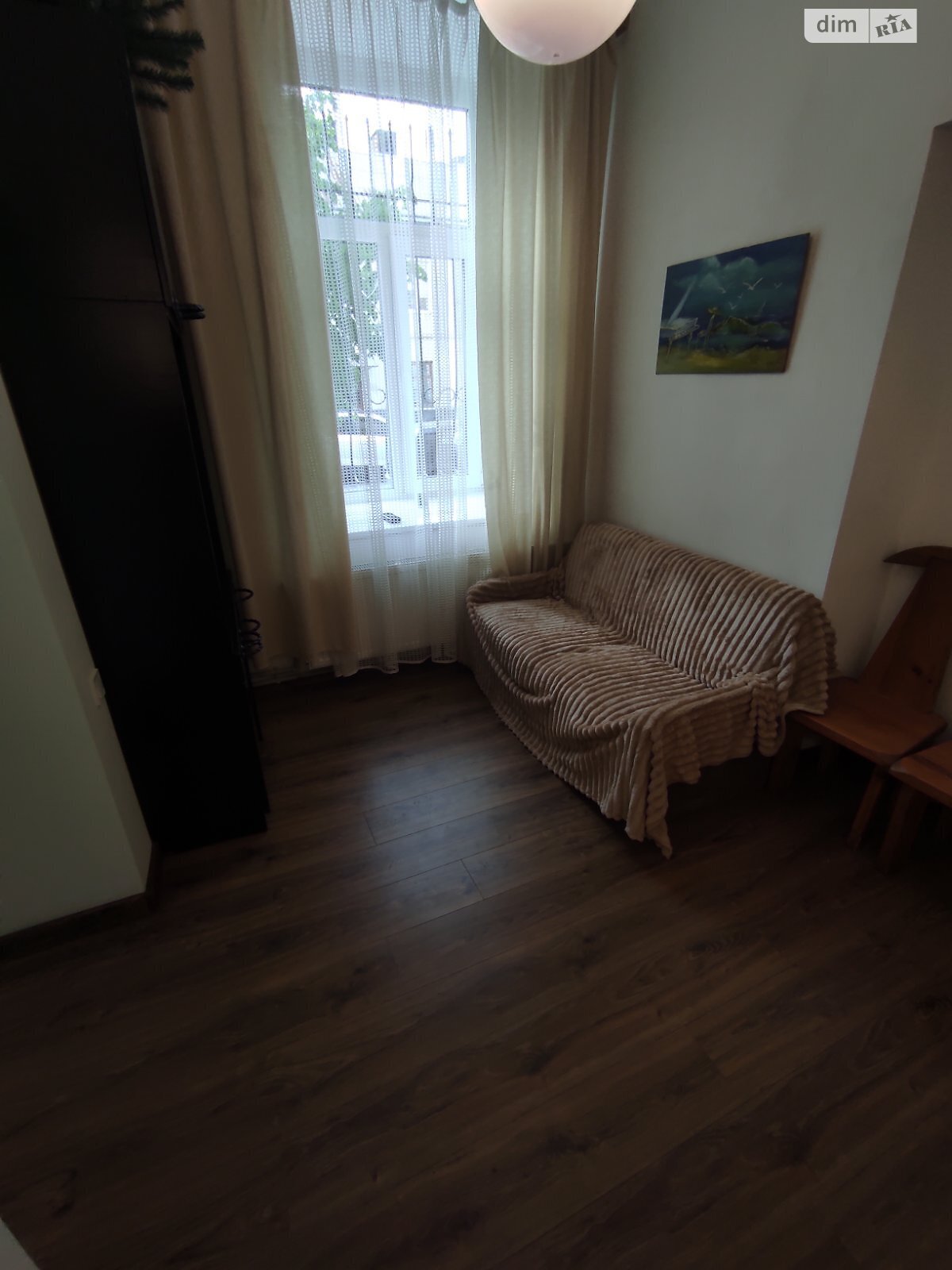 двокімнатна квартира в Львові, район Підзамче, на вул. Хмельницького Богдана 46 в довготривалу оренду помісячно фото 1 двокімнатна квартира в Львові, район Підзамче, на вул. Хмельницького Богдана 46 в довготривалу оренду помісячно фото 1