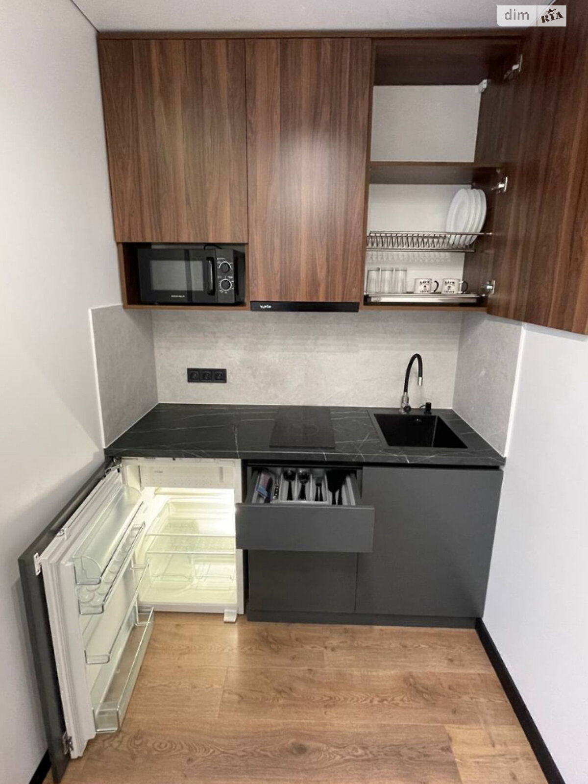 однокомнатная квартира в Львове, район Подзамче, на ул. Промышленная в аренду на долгий срок помесячно фото 1