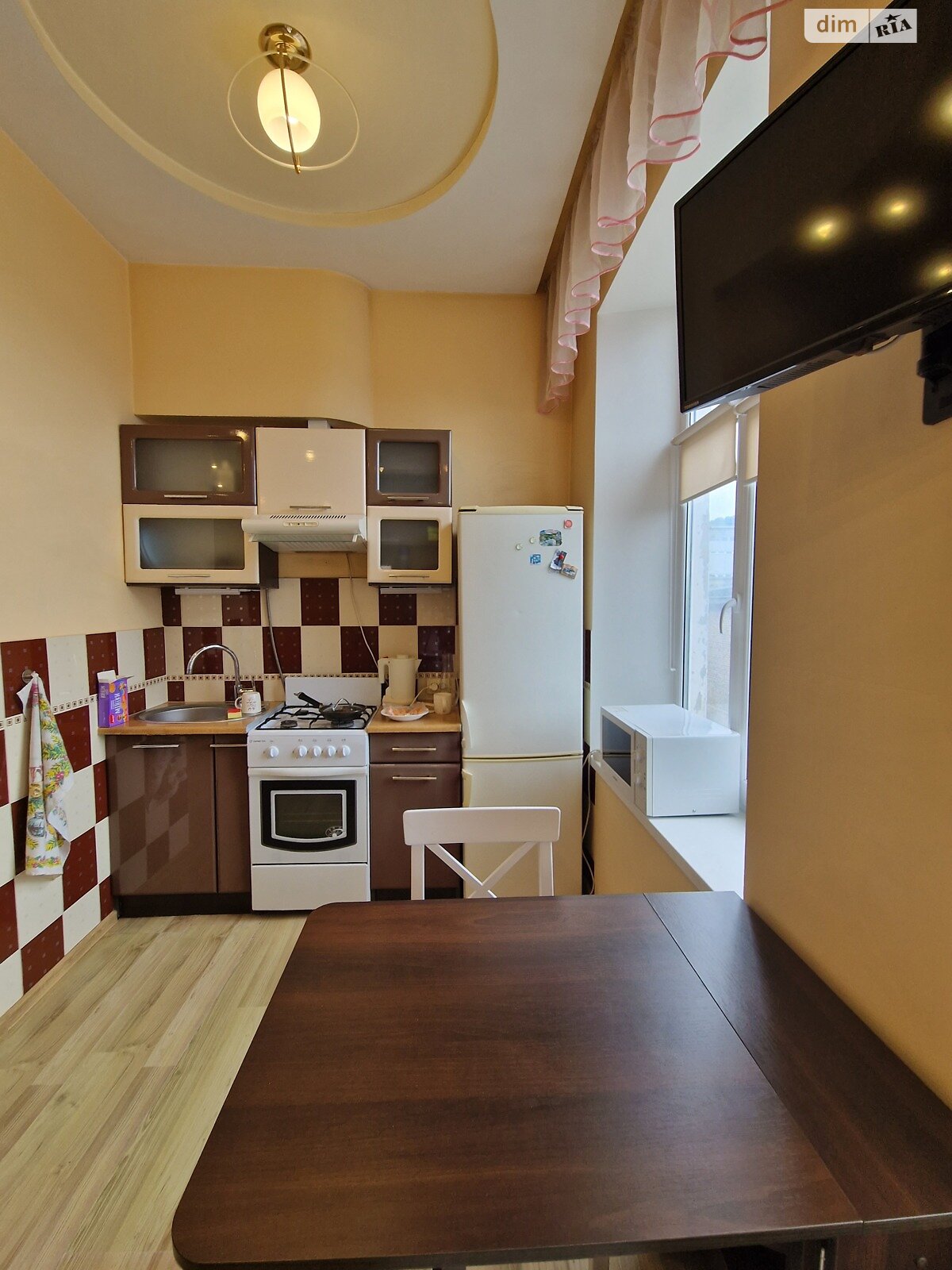 однокімнатна квартира в Львові, район Підзамче, на вул. Зустрічна 10 в довготривалу оренду помісячно фото 1 однокімнатна квартира в Львові, район Підзамче, на вул. Зустрічна 10 в довготривалу оренду помісячно фото 1
